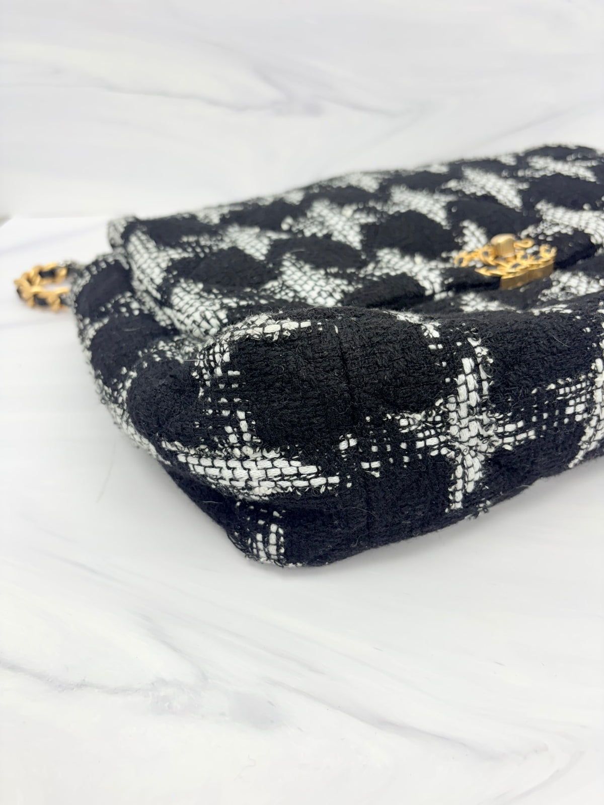 Chanel Black & White Tweed 19 Maxi Houndstooth 2Way Bag