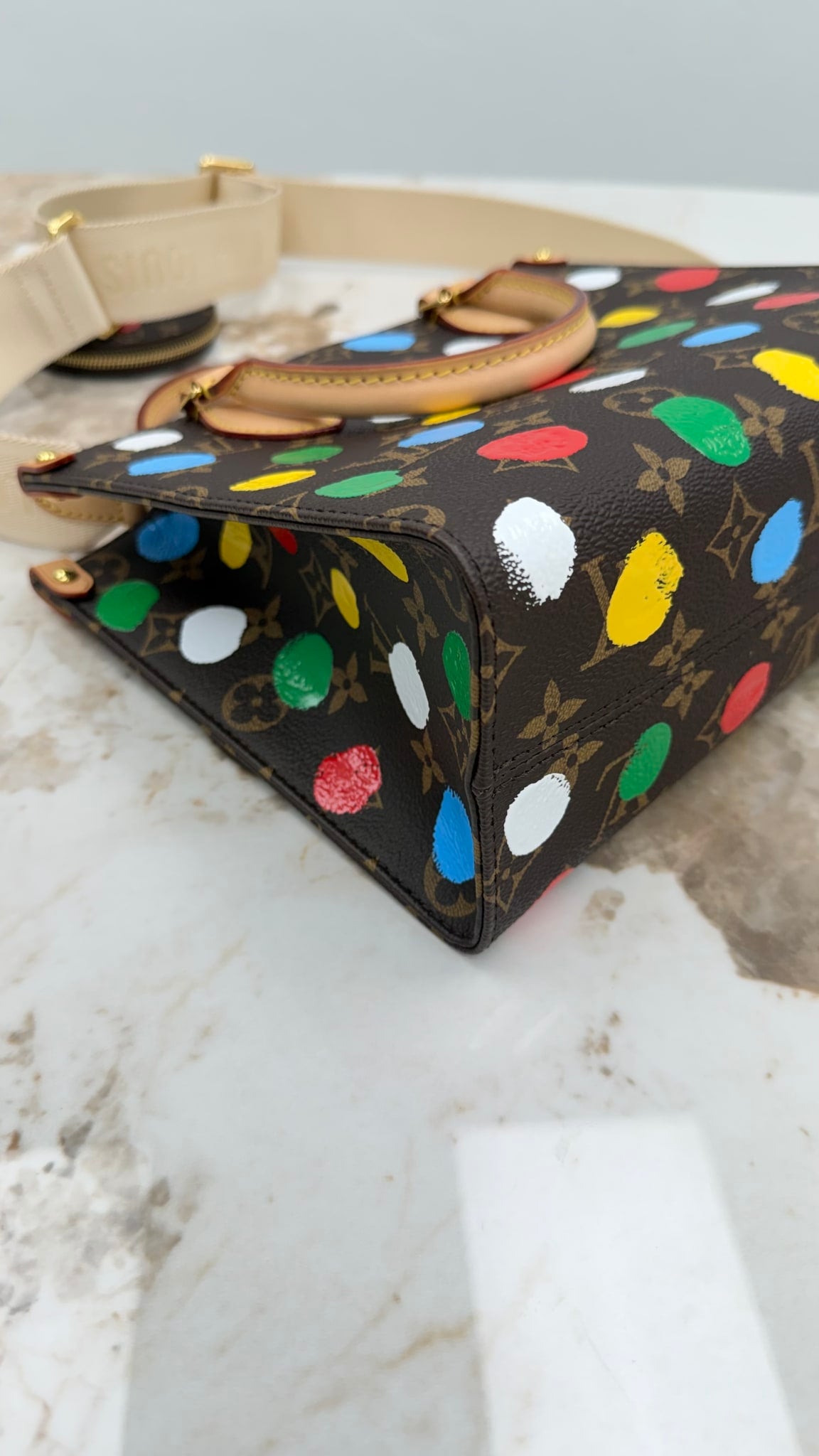 BRAND NEW - Louis Vuitton Monogram Kusama Painted Dots On The Go PM