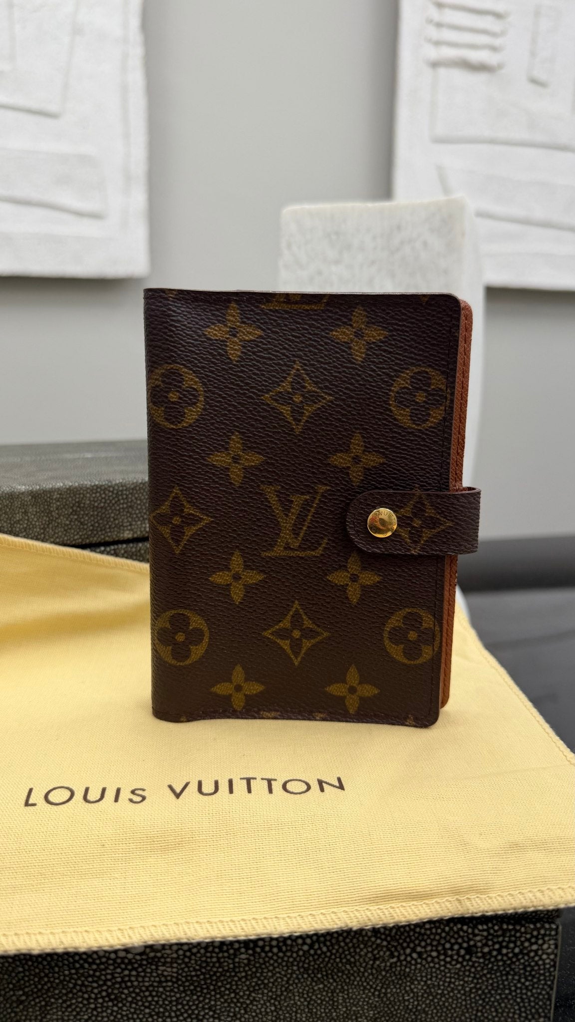 Louis Vuitton Monogram Passport Agenda PM