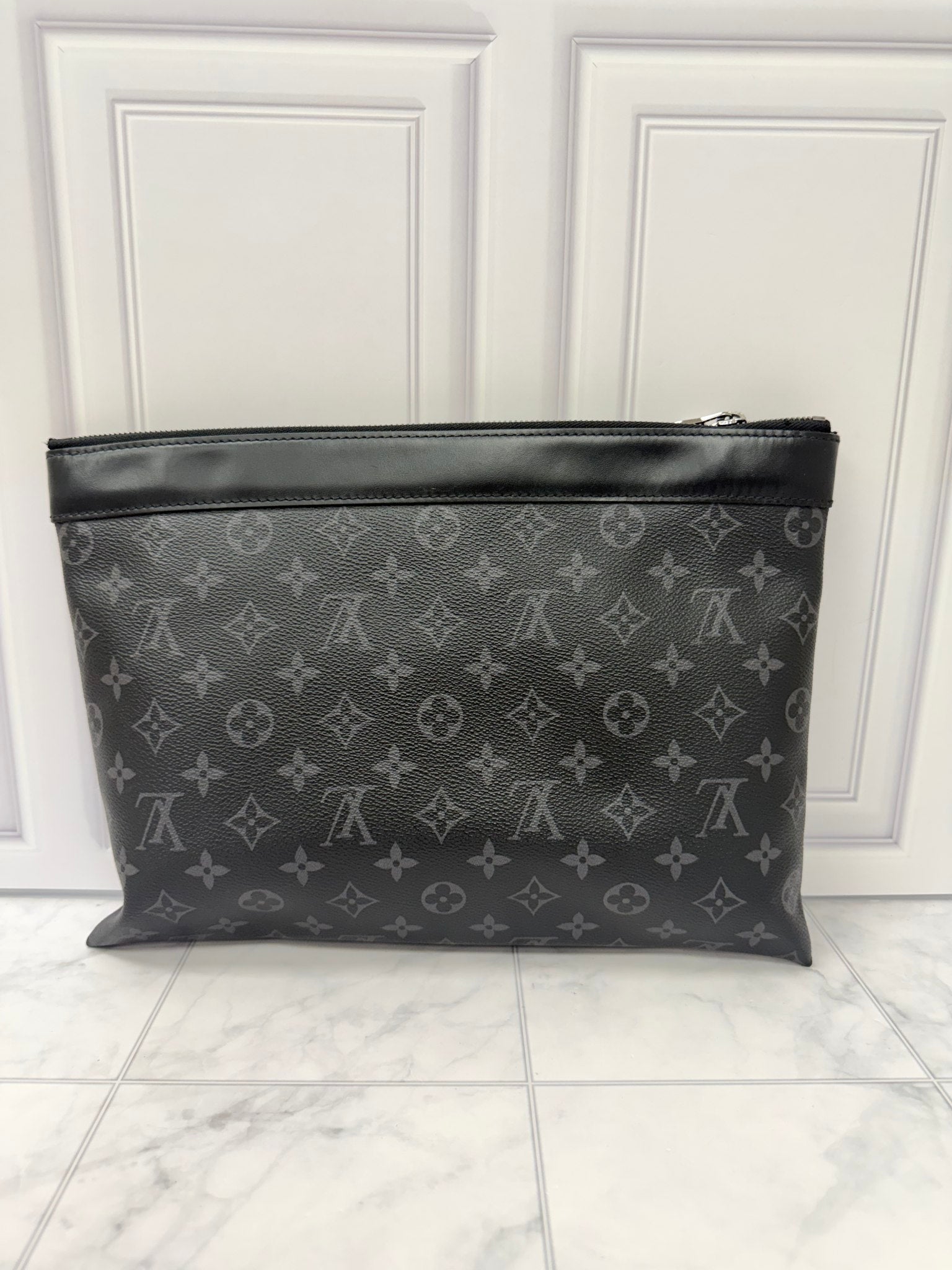 Louis Vuitton Monogram Eclipse Pochette To Go Clutch 