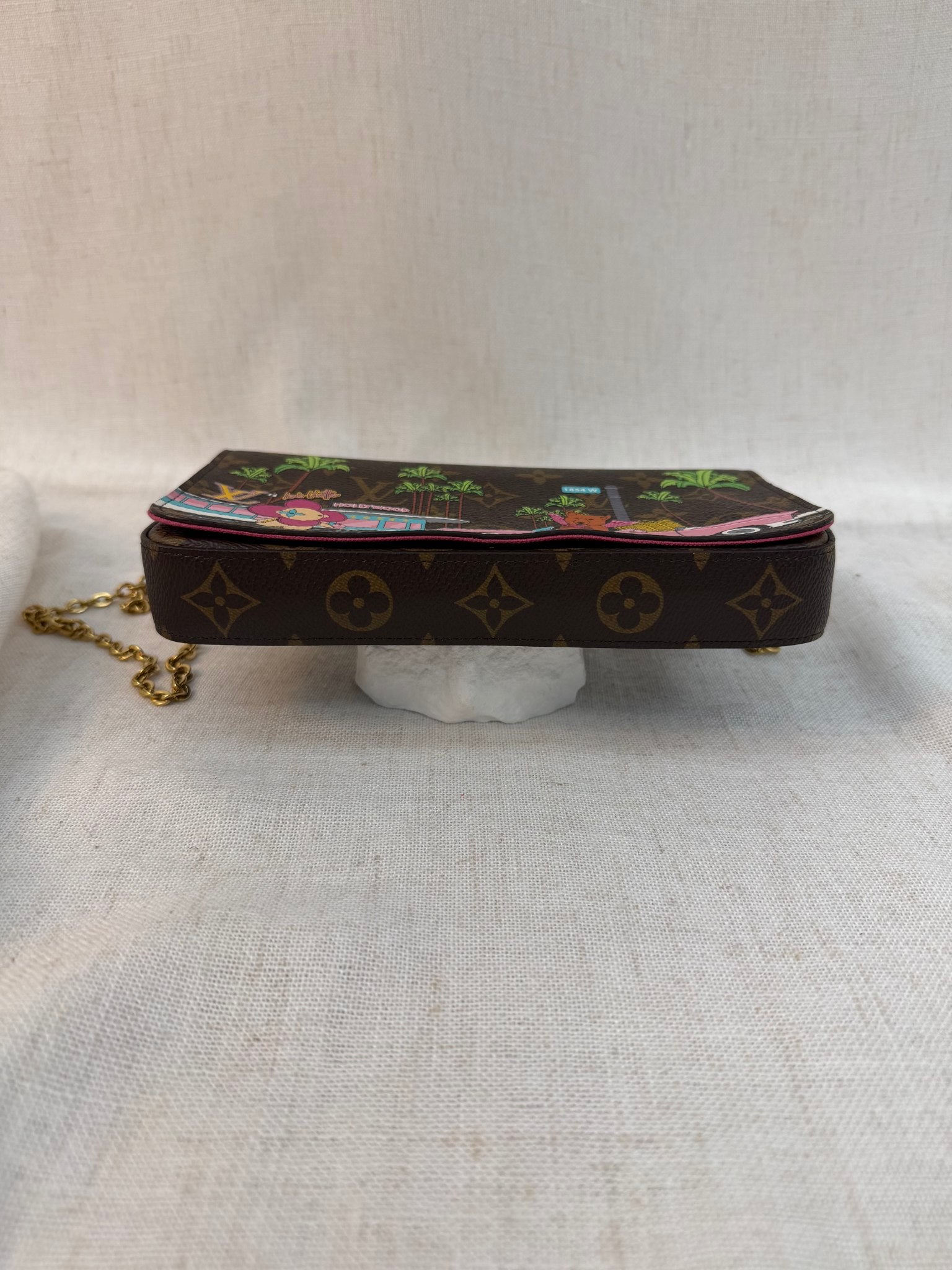 Louis Vuitton Monogram Hollywood Pochette Bag