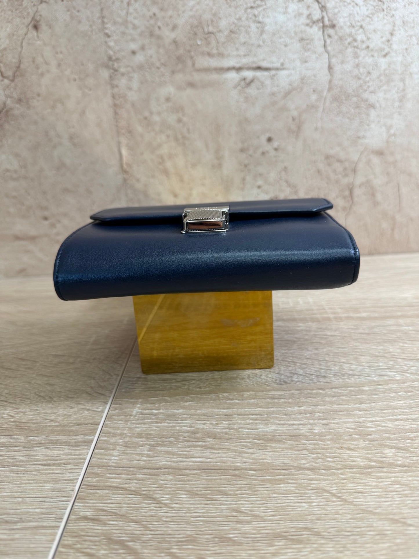 https://res.cloudinary.com/dyql5hig8/image/upload/v1758663299/vjhlxol6rfvii1wvsbdc.jpg