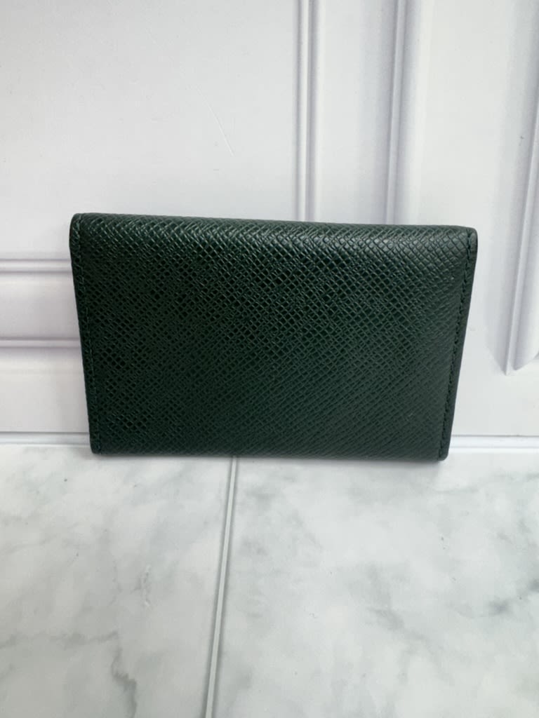 Louis Vuitton Green Taiga Leather 6 Ring Key Case 