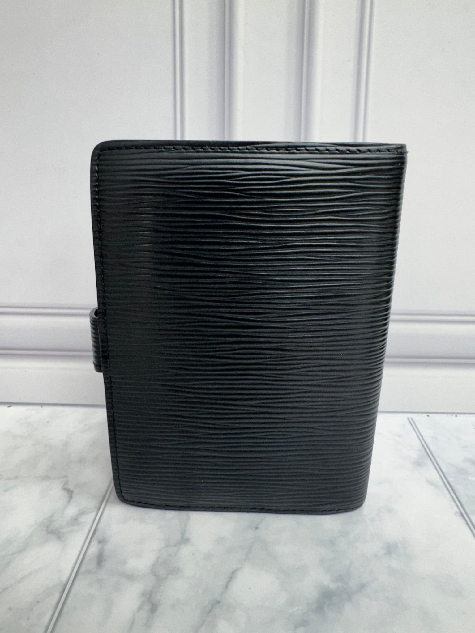 Louis Vuitton Black Epi Agenda PM