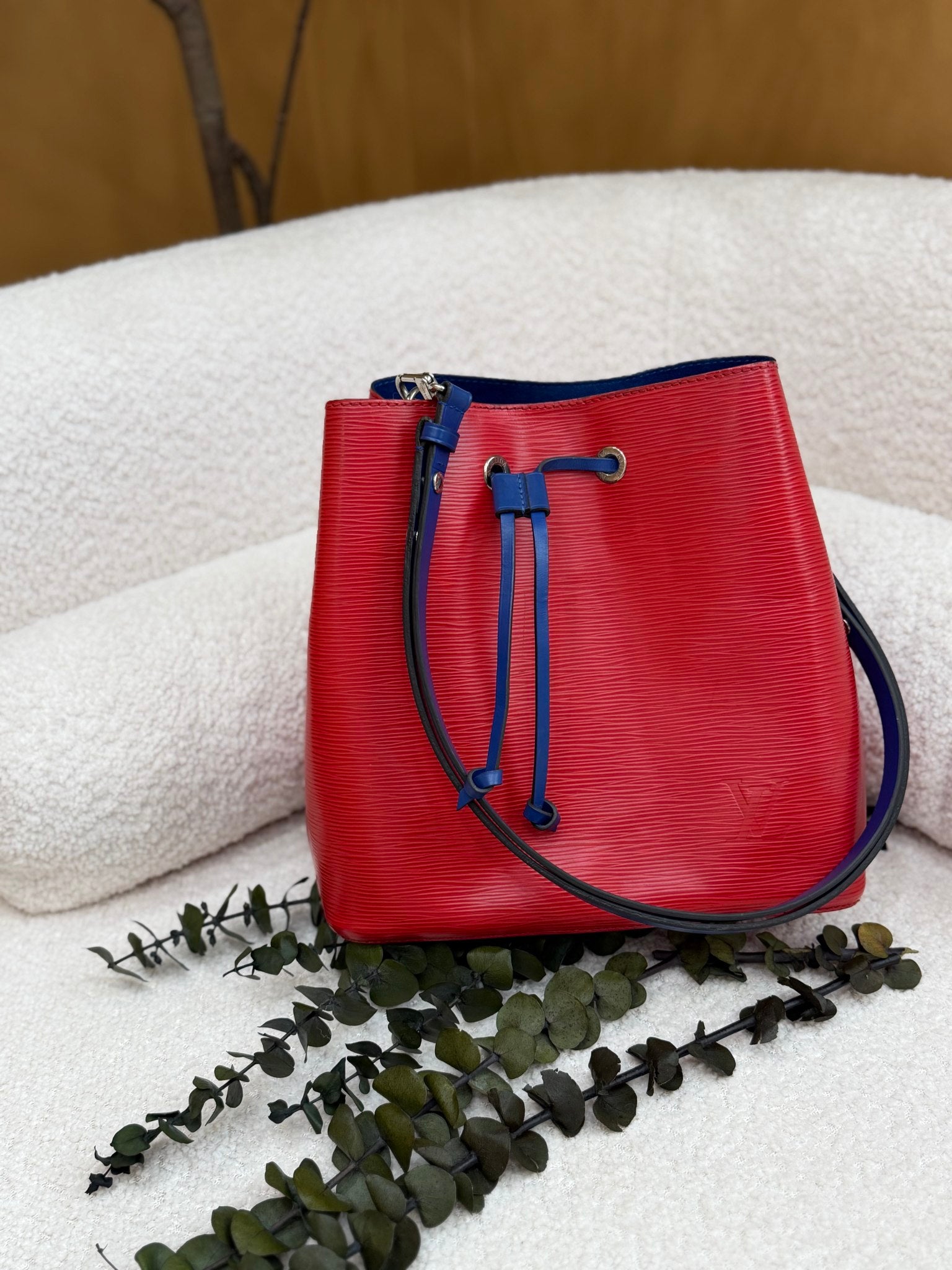 Louis Vuitton Red Epi Leather Neo Noe Bag