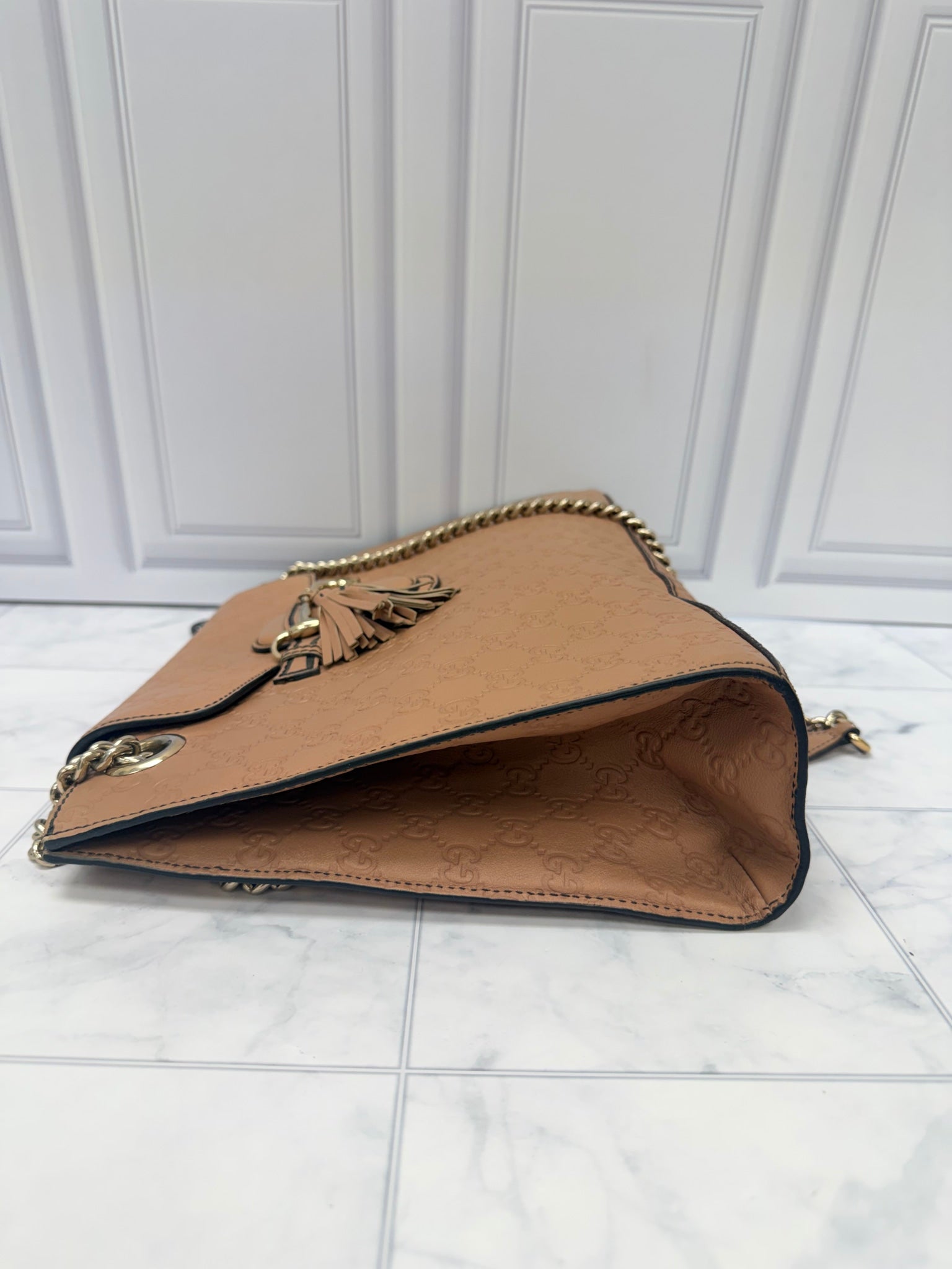 Gucci Beige Guccissima Embossed Leather Emily Large Chain Shoulder Bag