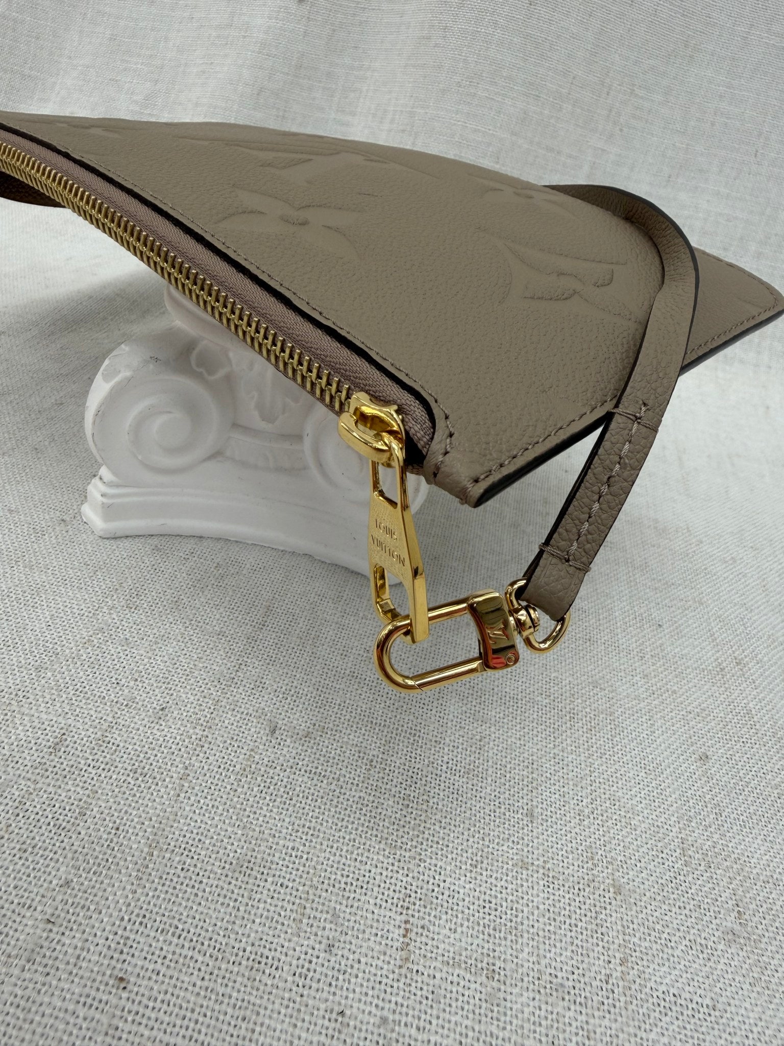 Louis Vuitton Turtledove Empreinte  Neverfull Pouch