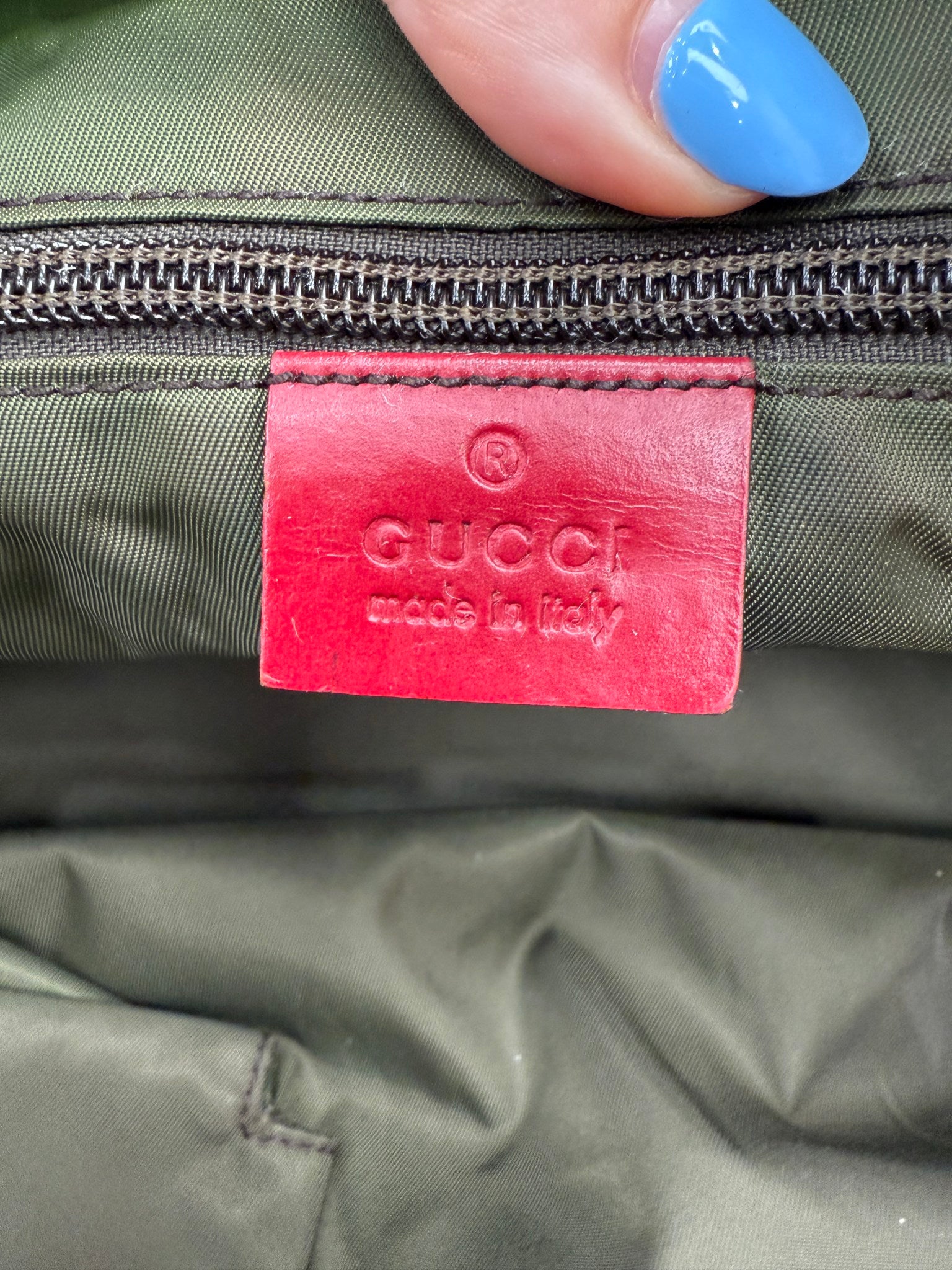 https://res.cloudinary.com/dyql5hig8/image/upload/v1757613924/vvreoqnswbidp4xsffm4.jpg