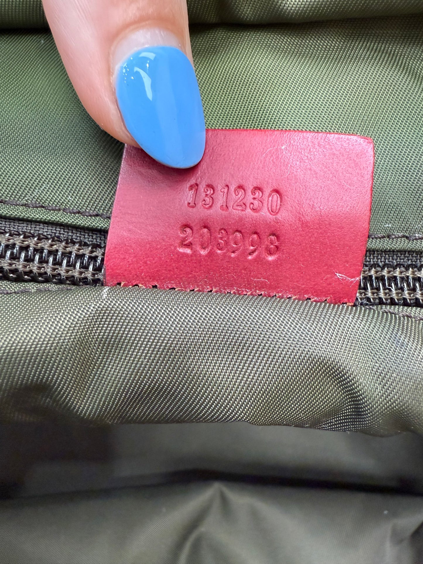https://res.cloudinary.com/dyql5hig8/image/upload/v1757613929/vxanbnmkpo00ooccad4s.jpg
