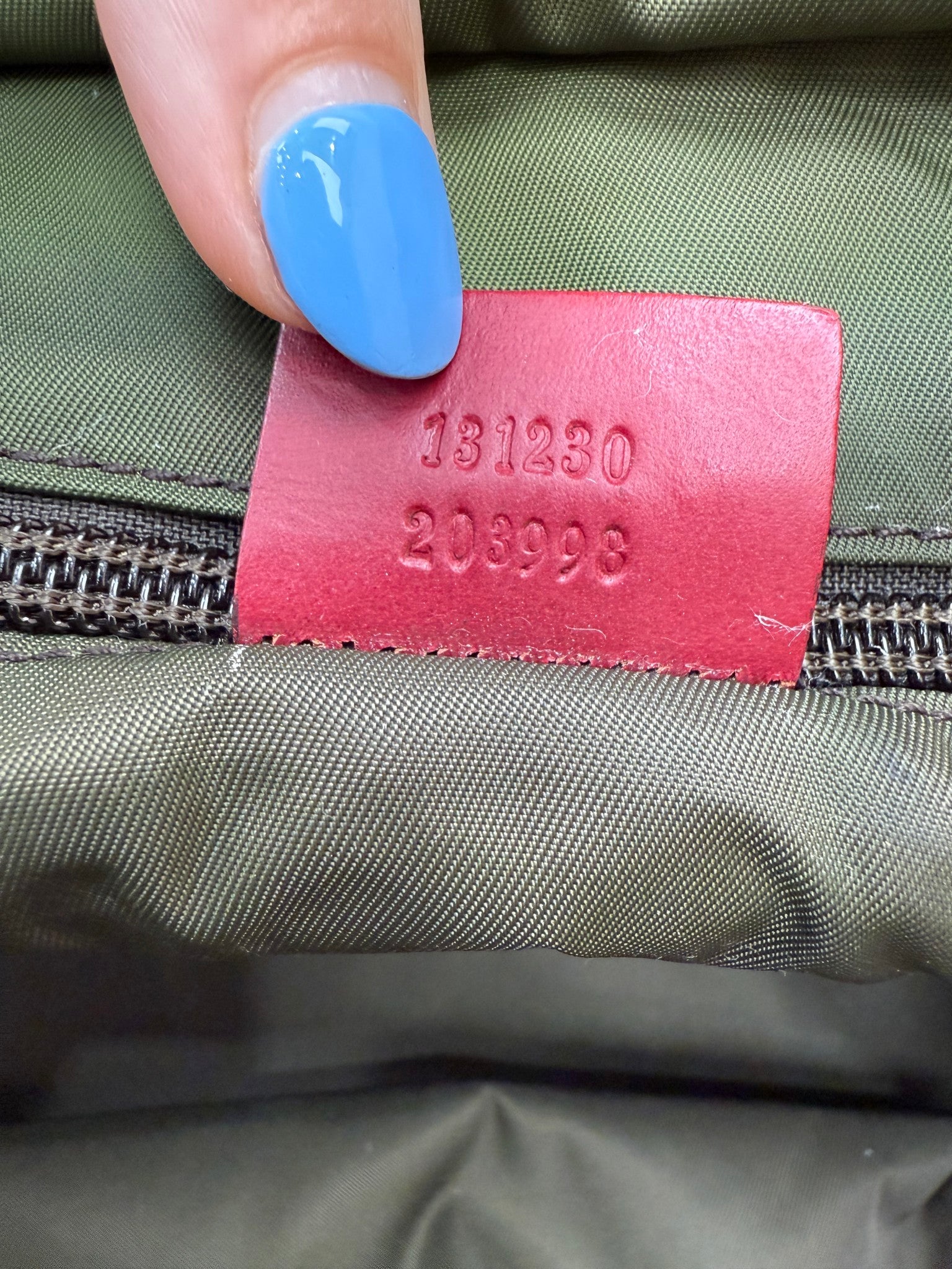 https://res.cloudinary.com/dyql5hig8/image/upload/v1757613929/vxanbnmkpo00ooccad4s.jpg