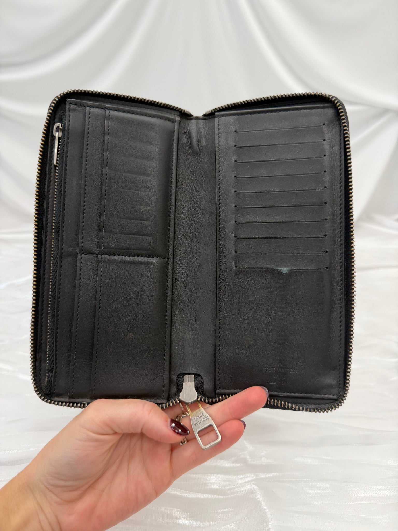 Louis Vuitton Black Damier Infini Vertical Zippy Wallet