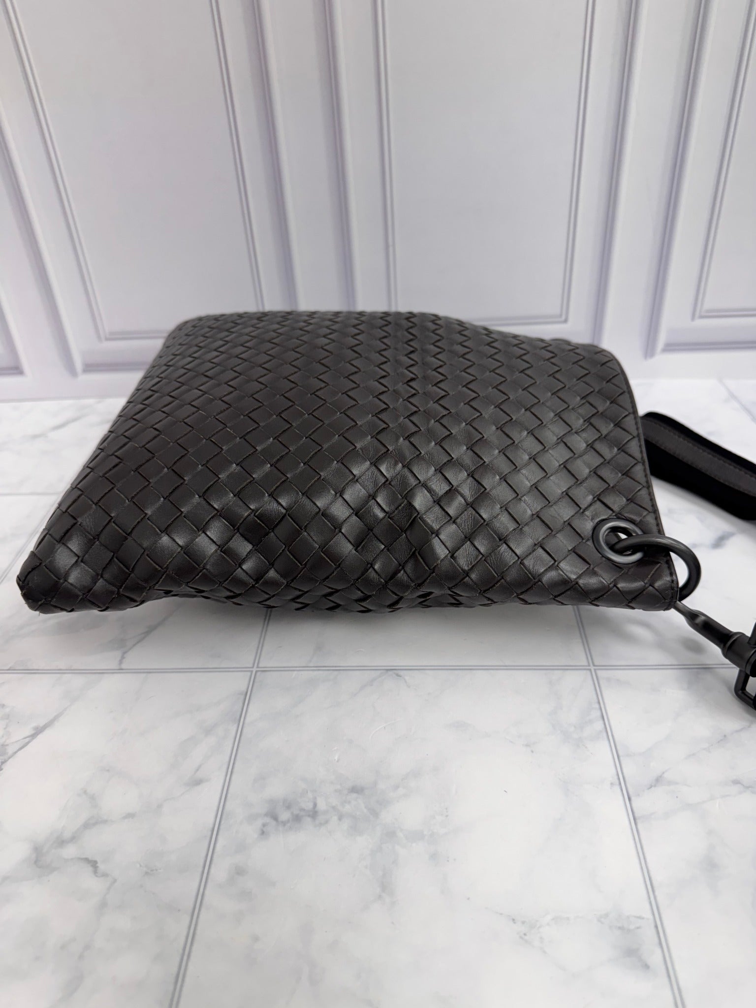 Bottega Veneta Dark Brown Intrecciato Leather Flat Messenger Crossbody Bag