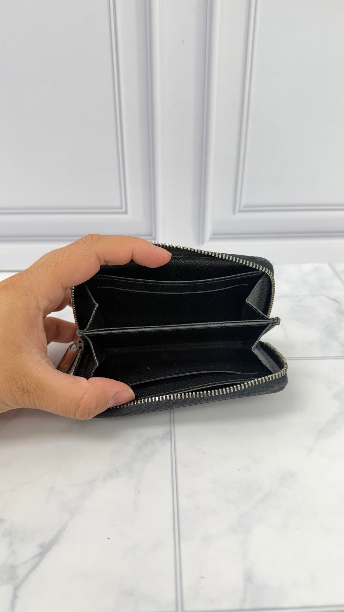 Louis Vuitton Damier Graphite Zippy Coin Case 
