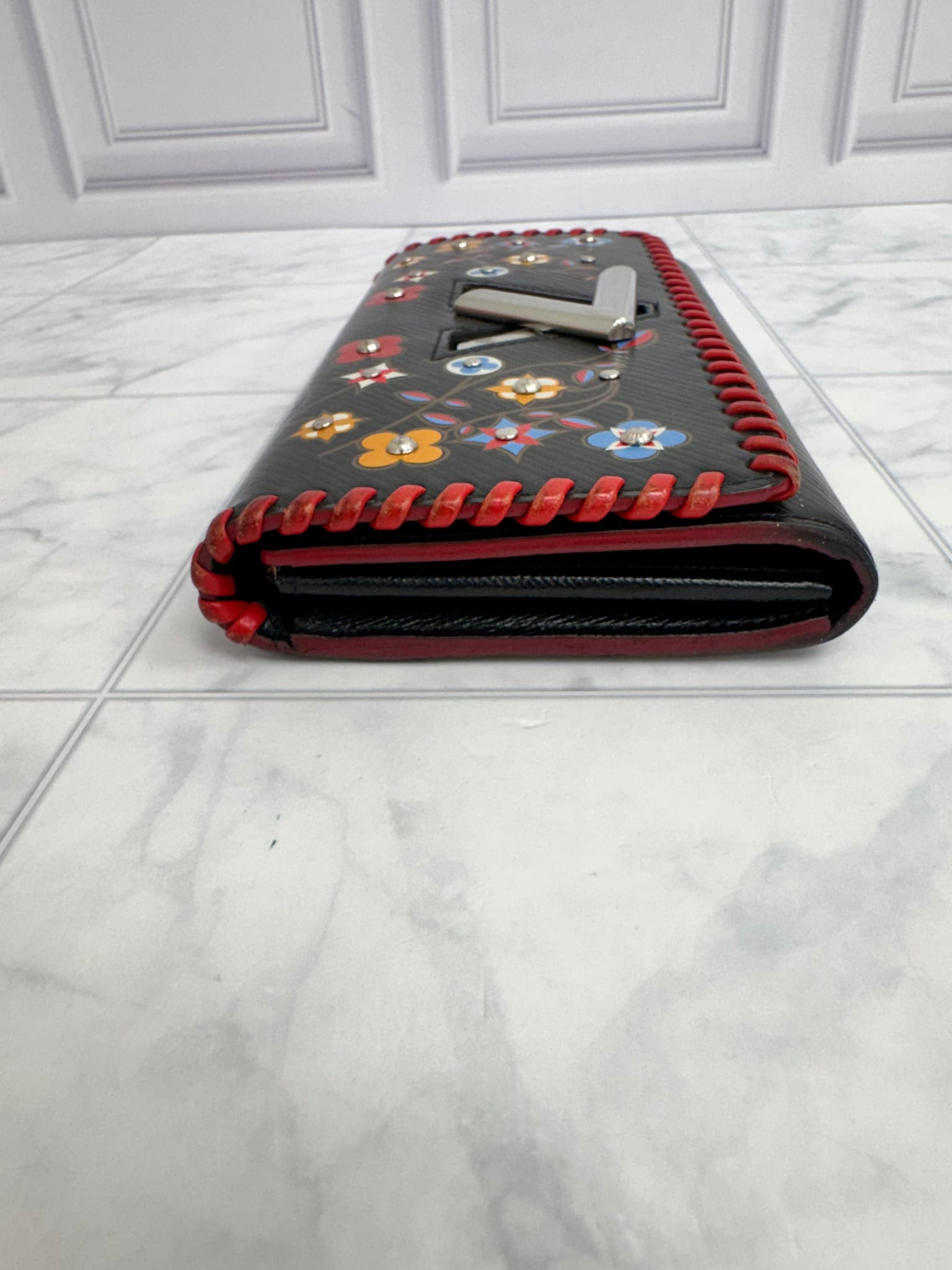 Louis Vuitton Black Multicolor Epi Leather Floral Twist Long Wallet