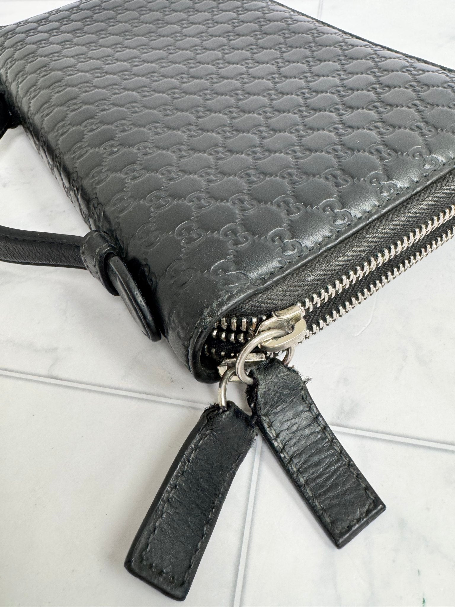 Gucci Black Embossed Microguccissima Leather Travel Zippy Organizer
