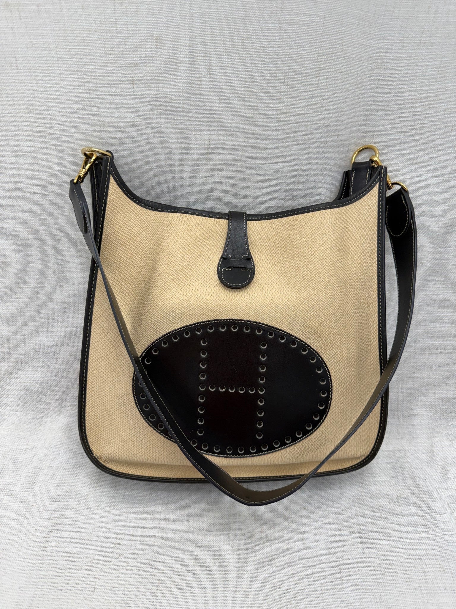 Hermes Raffia & Black Leather Evelyne GM 33 Crossbody 