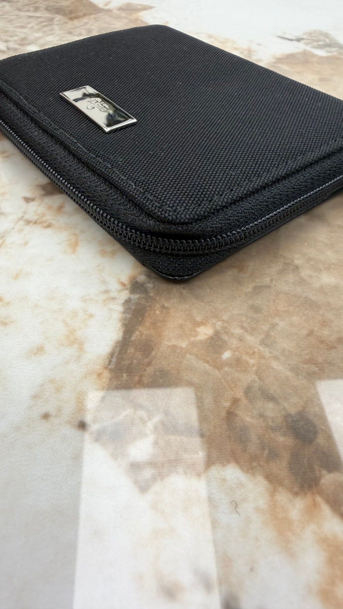 Gucci Black Nylon Zippy Coin Case