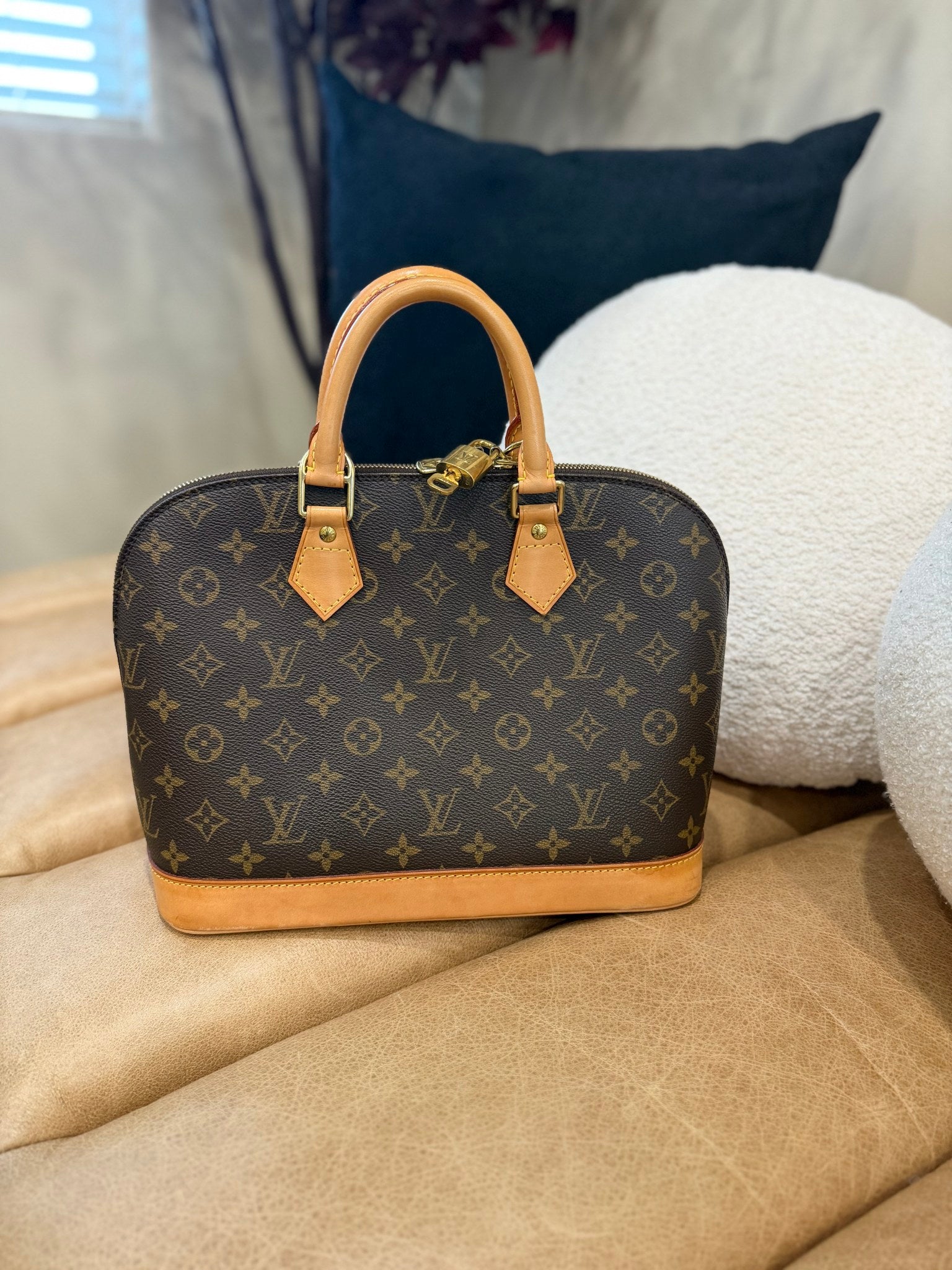 Louis Vuitton Monogram Alma PM Bag