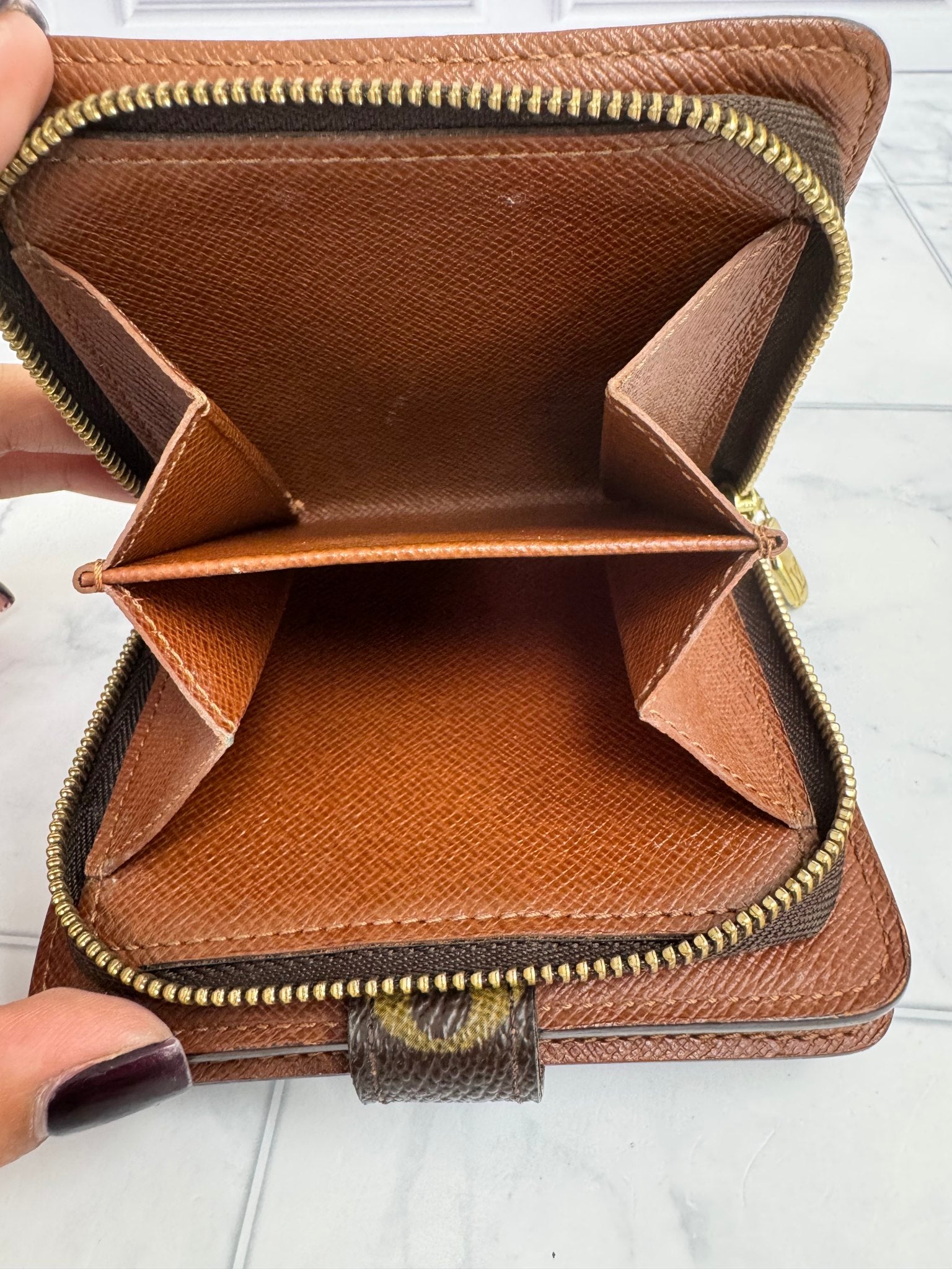 Louis Vuitton Monogram Compact Zippy Wallet