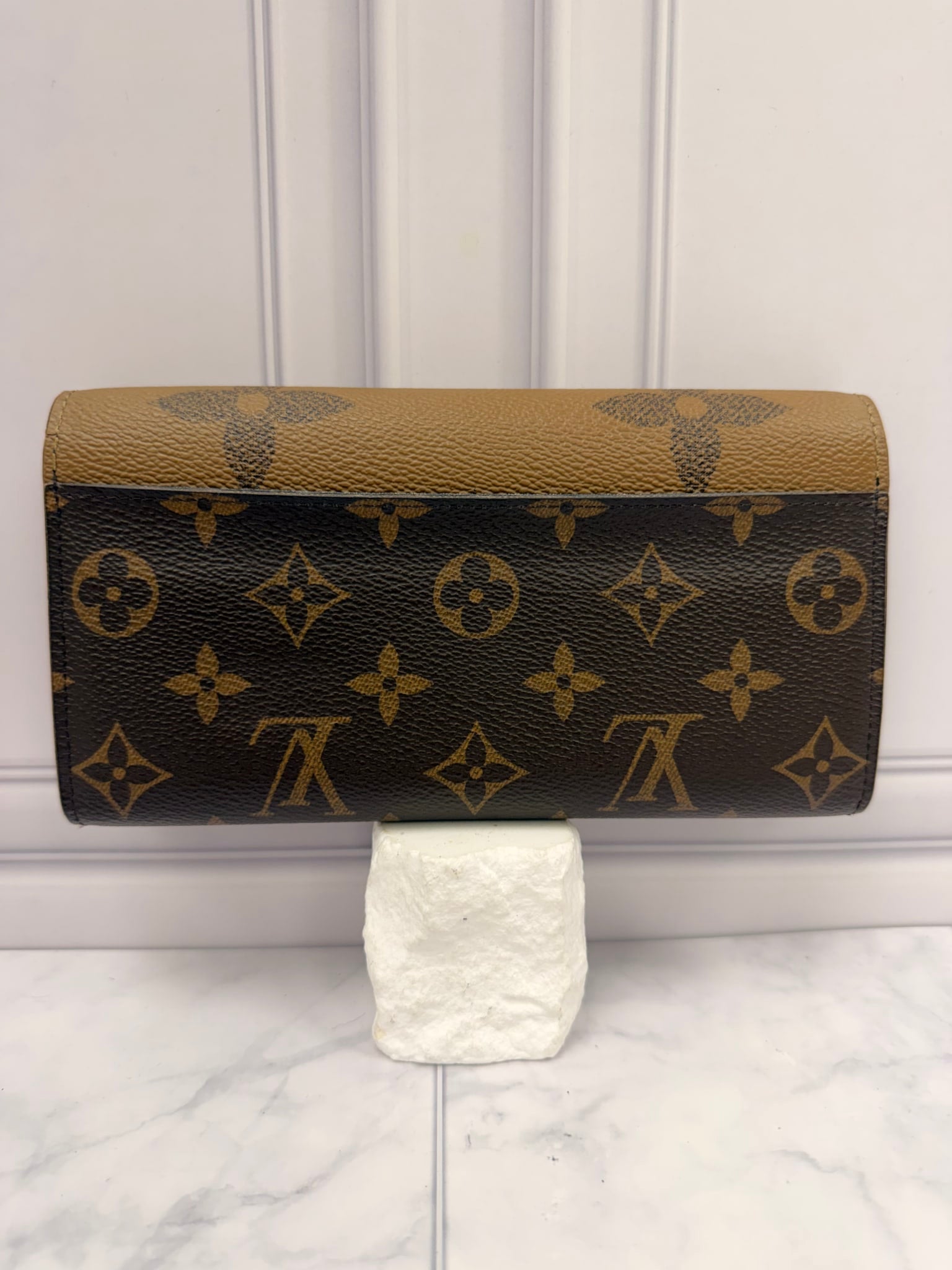 Louis Vuitton Reverse Monogram Sarah Wallet 