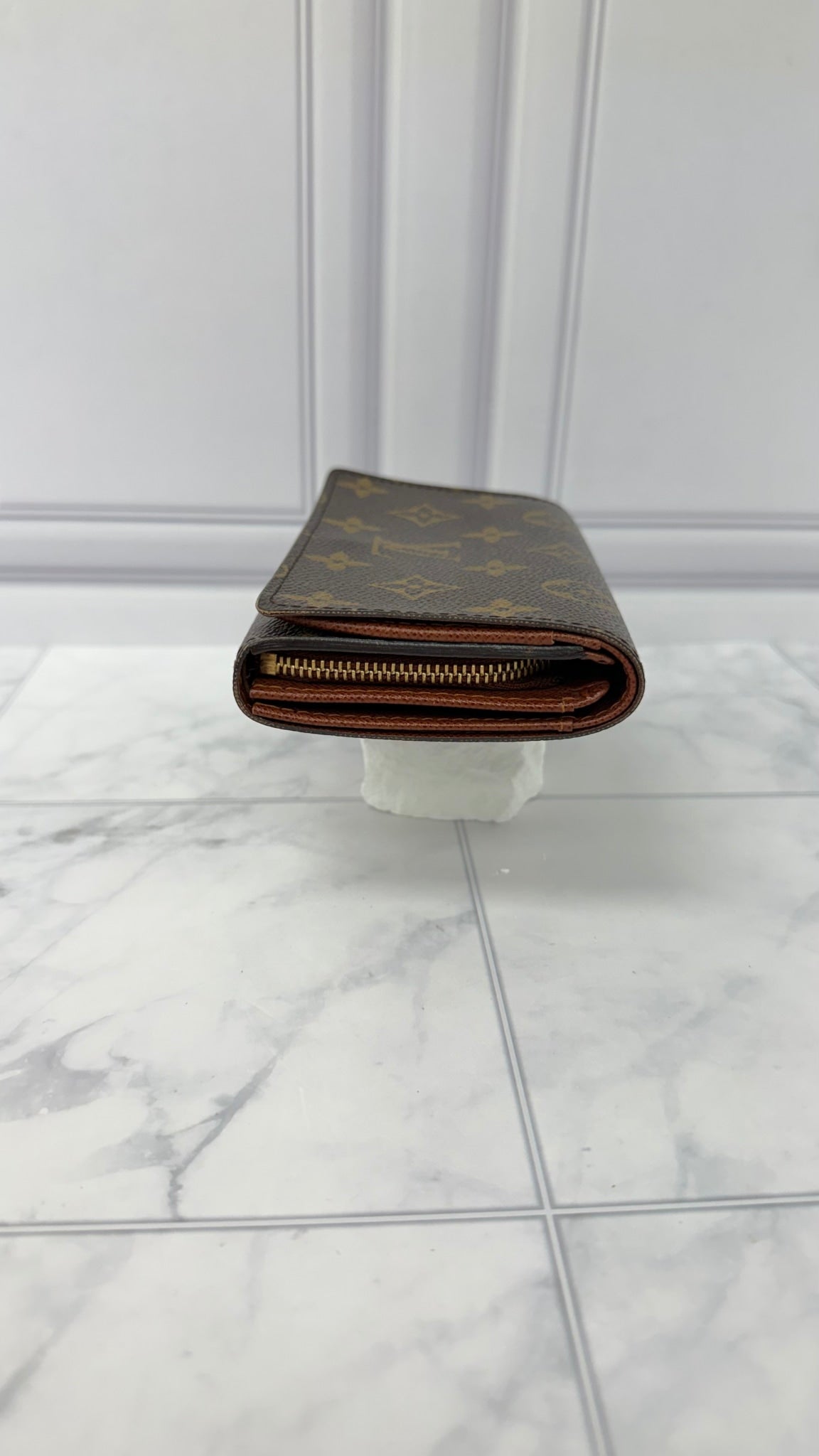 Louis Vuitton Monogram Tresor Wallet
