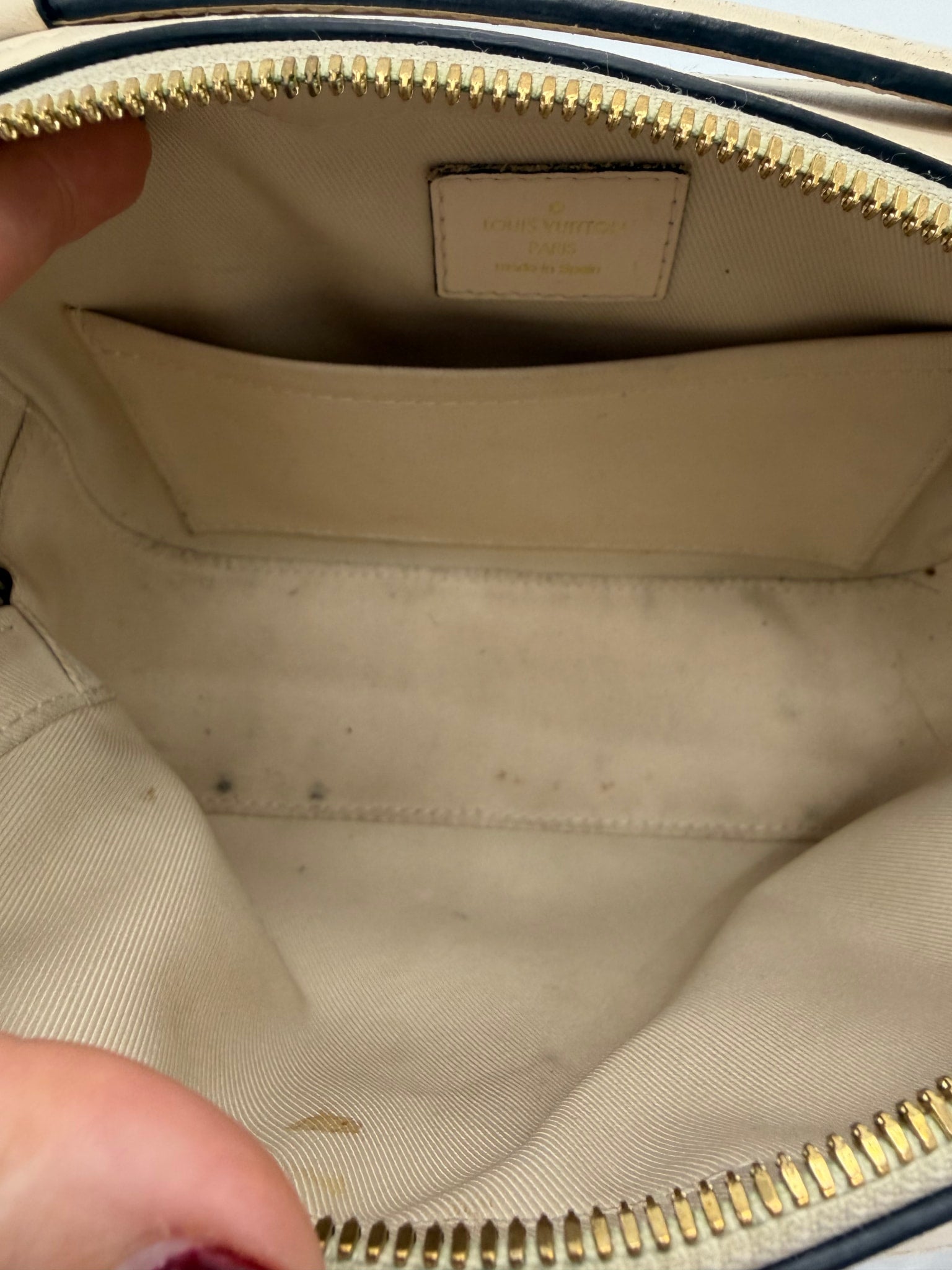 Louis Vuitton Monogram & Cream Leather Saintonge Crossbody