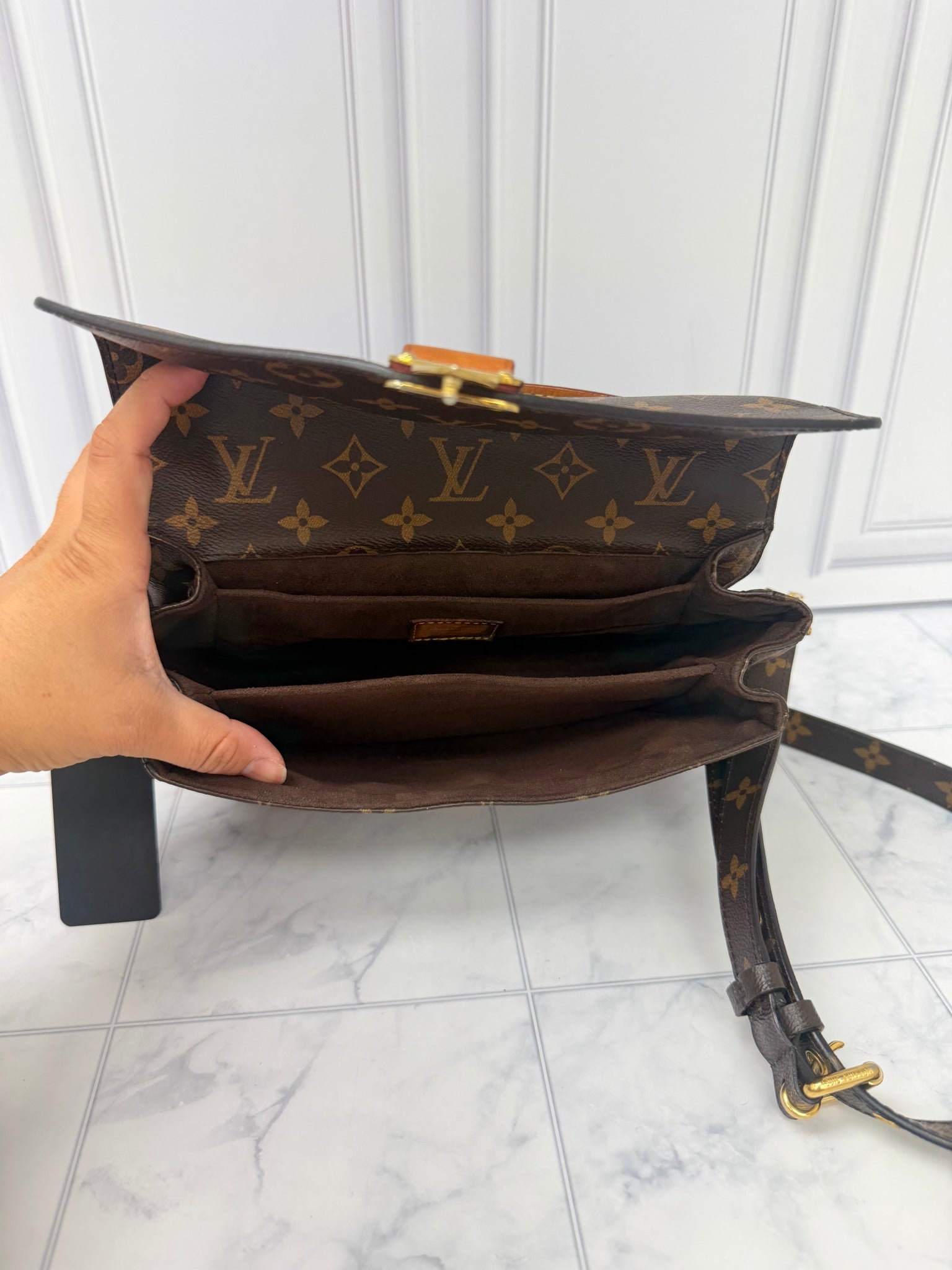 Louis Vuitton Monogram Pochette Metis Crossbody Bag