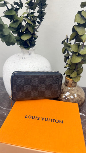 Louis Vuitton Damier Graphite Zippy Coin Wallet
