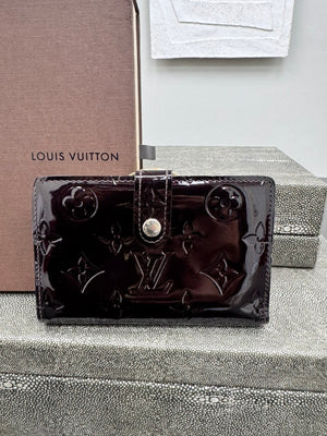 Louis Vuitton Amarante Vernis Monogram Compact Wallet