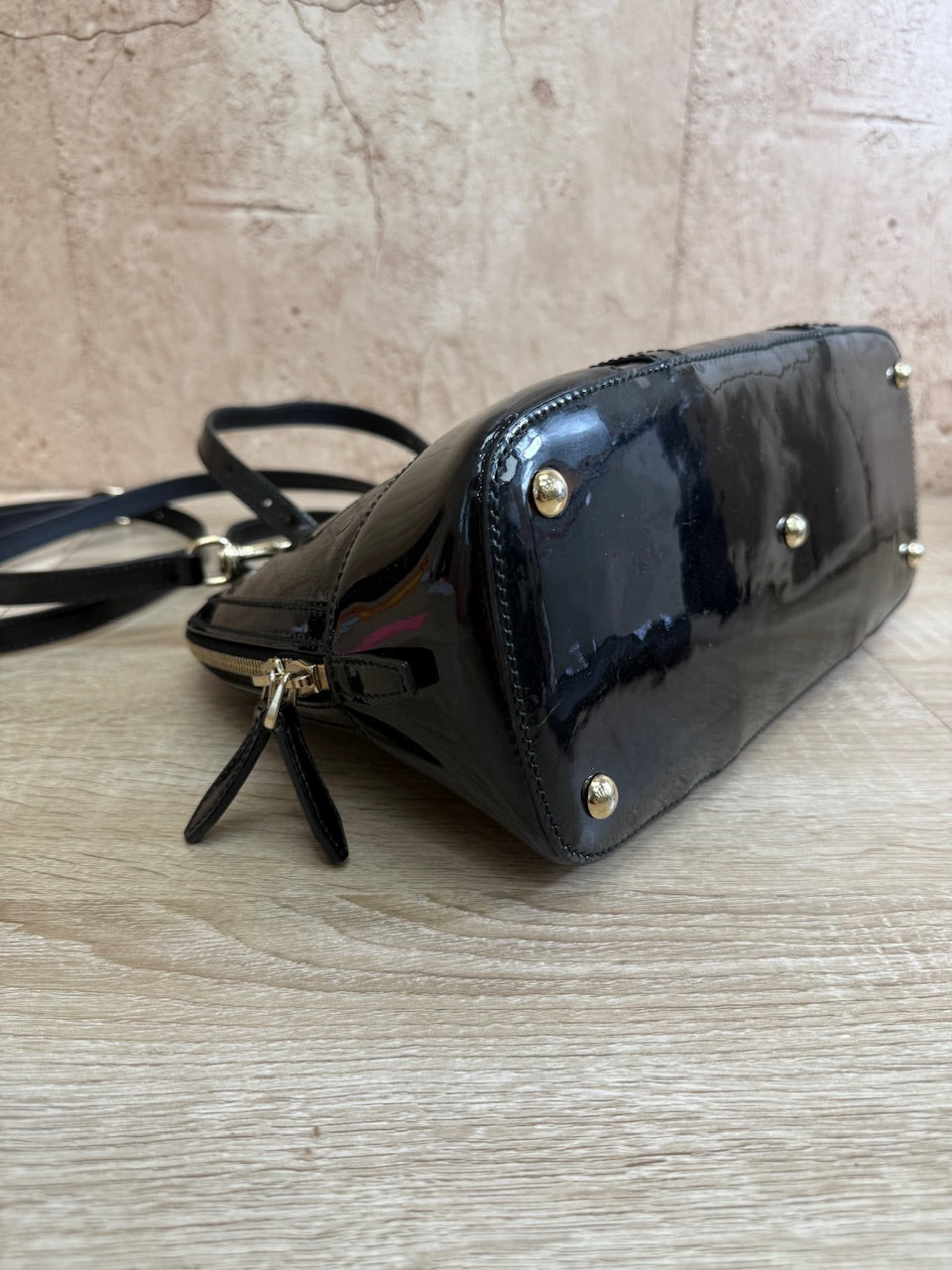 Gucci Black Patent Leather MicroGuccisima Medium Dome 2Way Bag