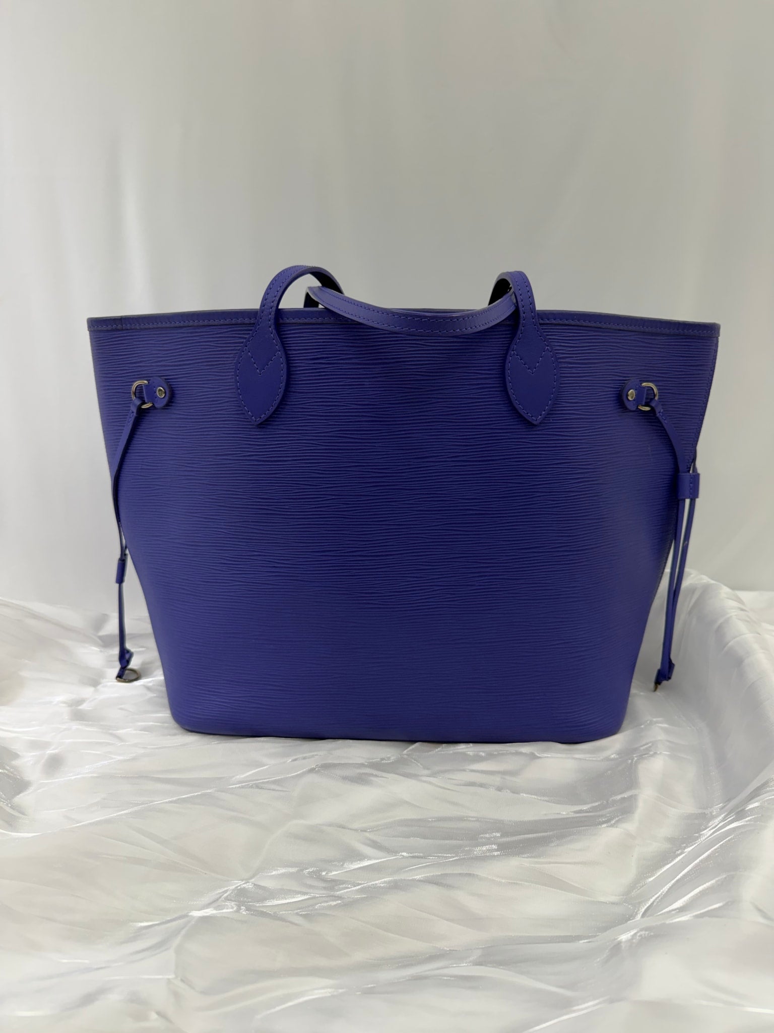 Louis Vuitton Royal Blue Epi Leather  Neverfull MM With Pouch