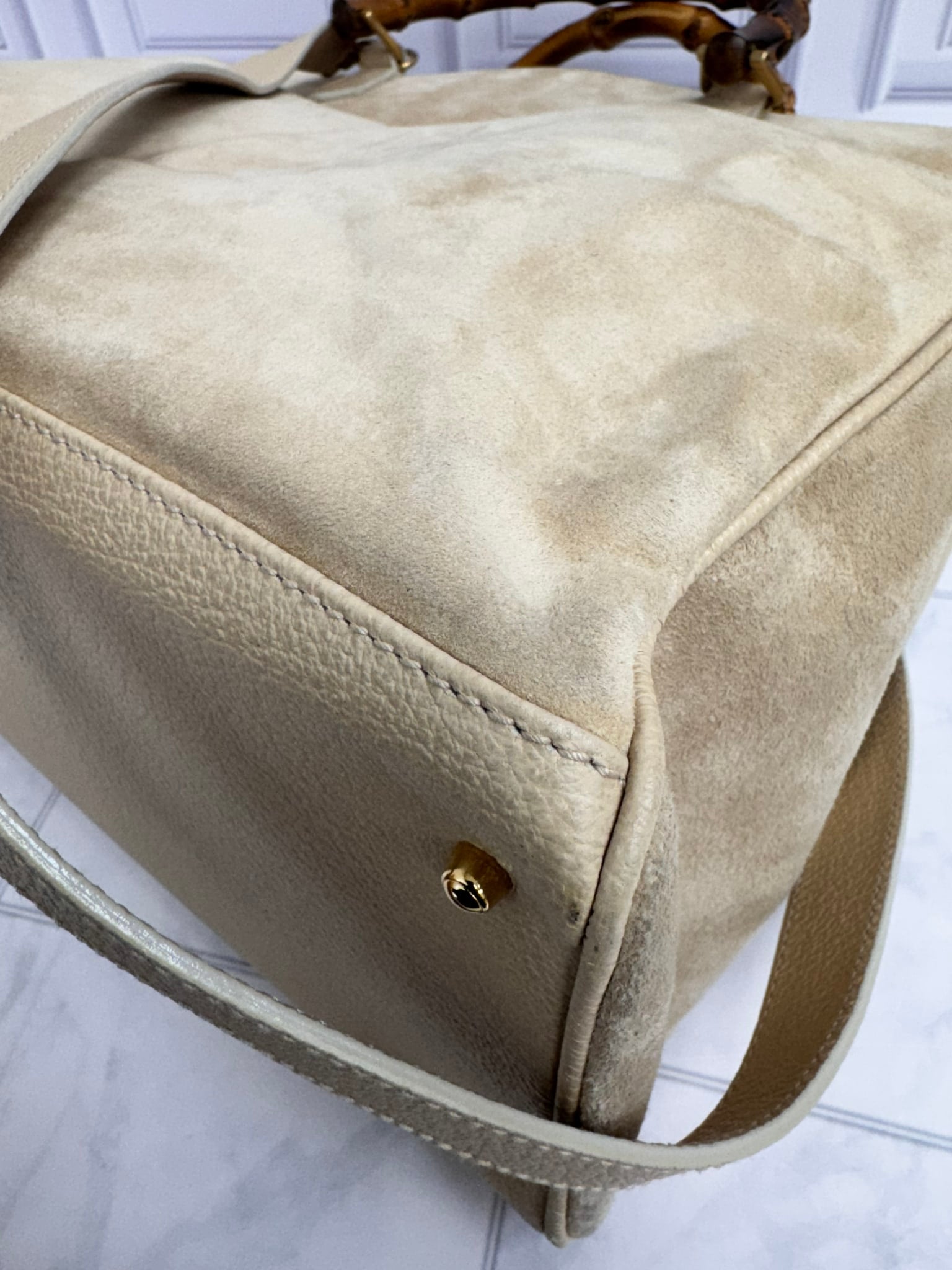 Gucci Beige Suede And Bamboo Top Handle Medium Shopper 2Way Bag