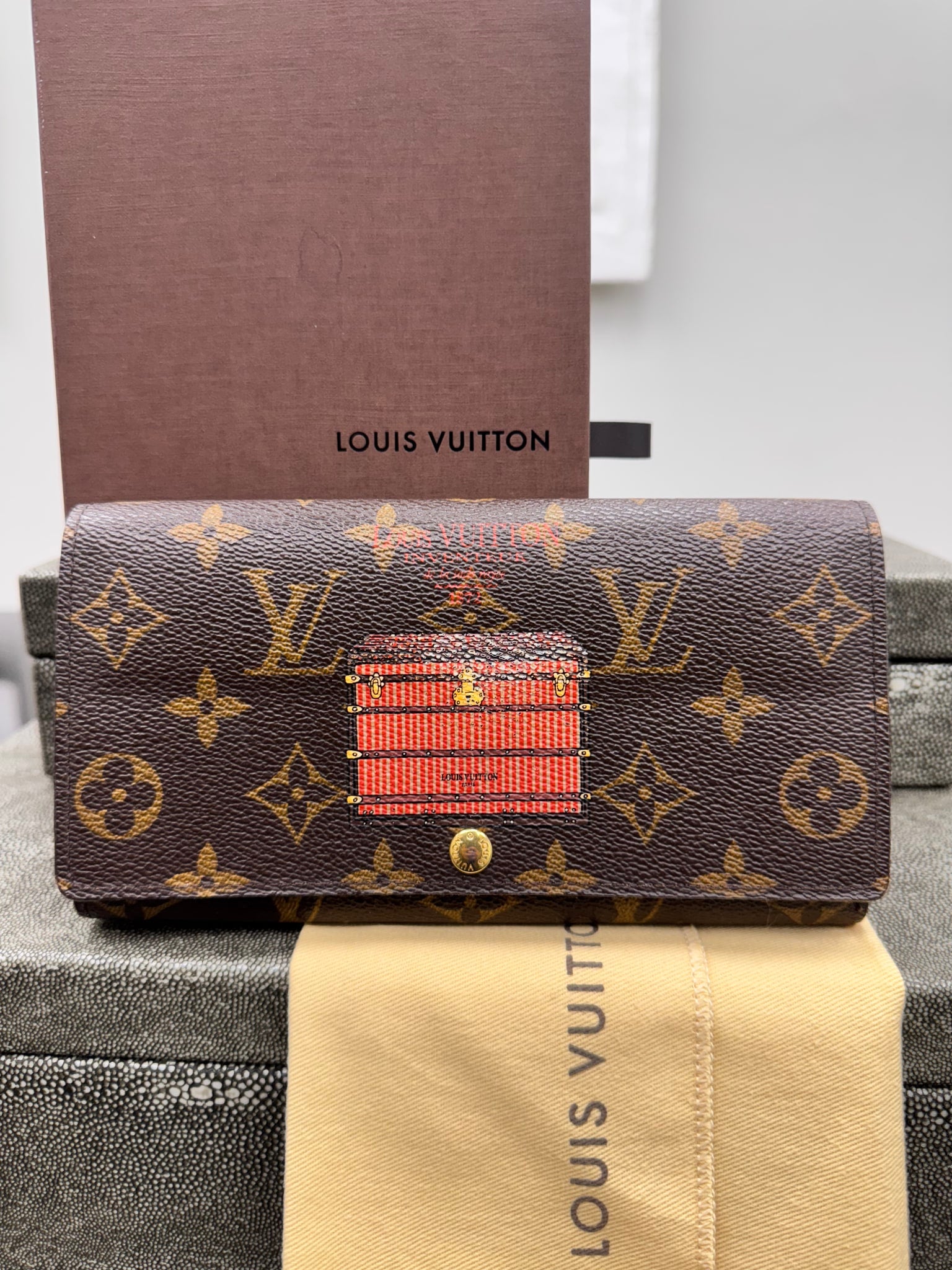 Louis Vuitton Monogram Travel Trunk Print Sarah Long Wallet