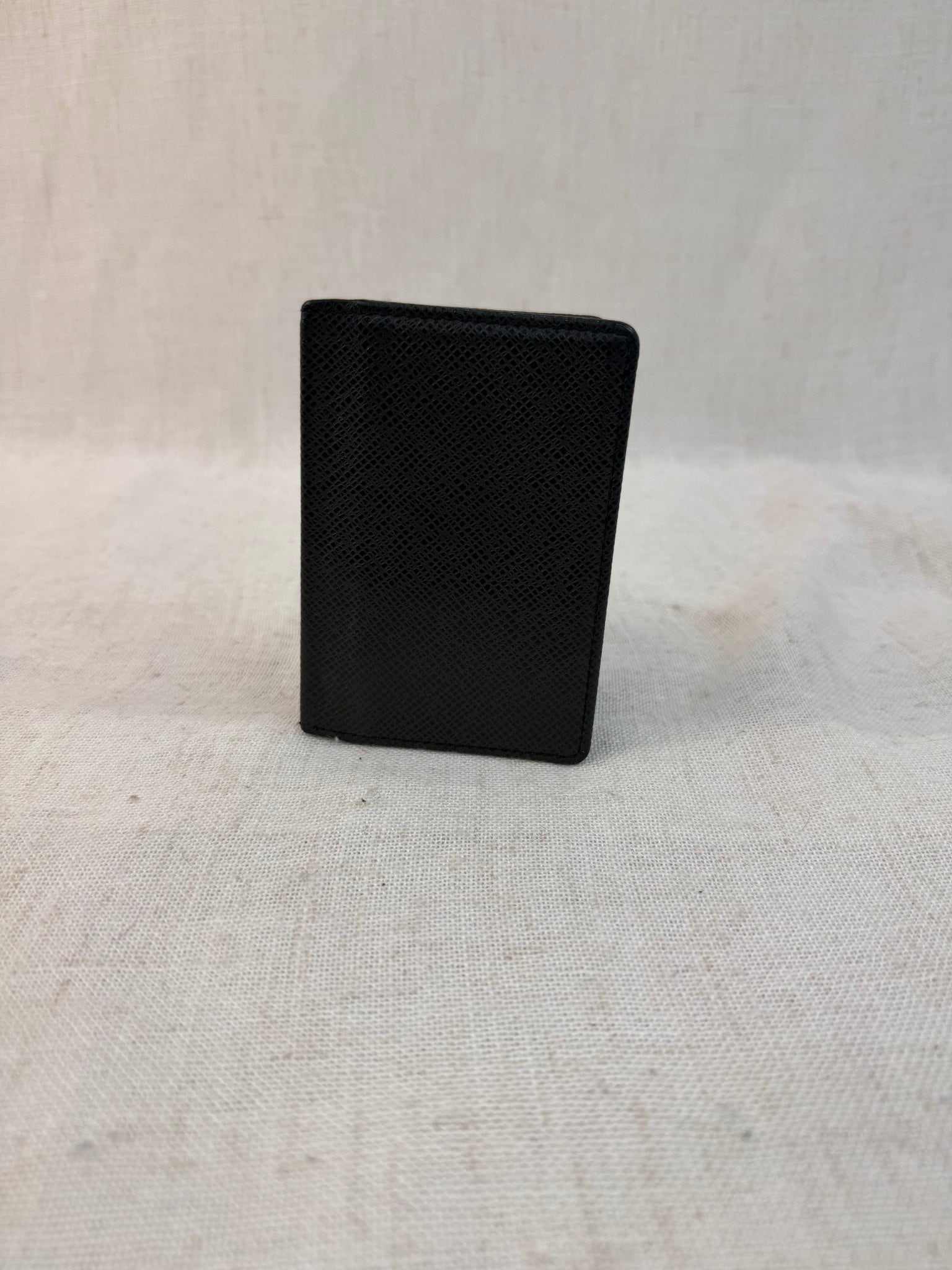 Louis Vuitton Black Leather Taiga Pocket Organizer