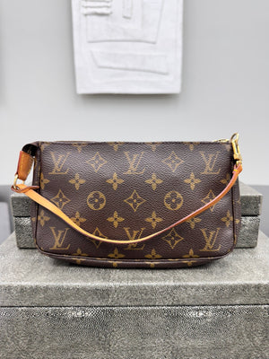 Louis Vuitton Monogram Pochette Accessoires Shoulder Bag
