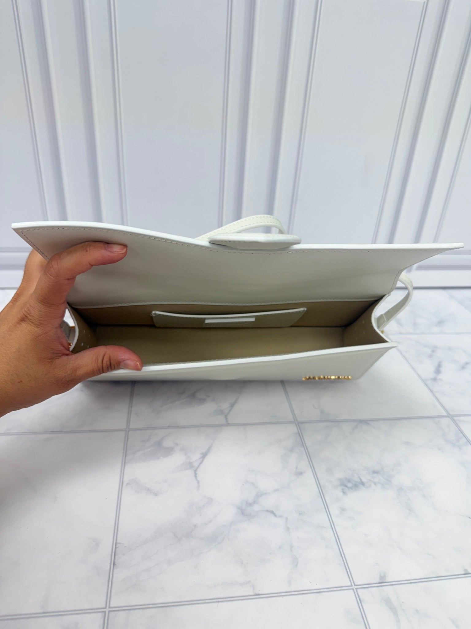 BRAND NEW - Jacquemus White Leather Le Bambino Long Shoulder Bag