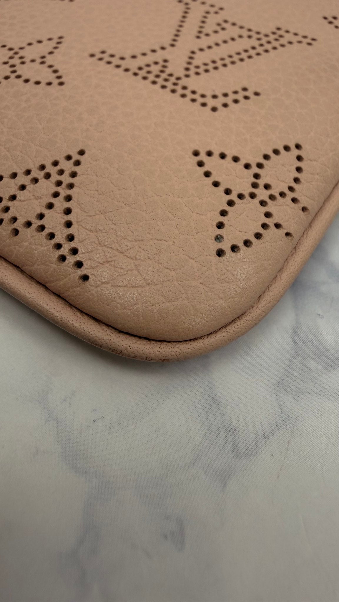 Louis Vuitton Pink Monogram Mahina Leather Key Pouch