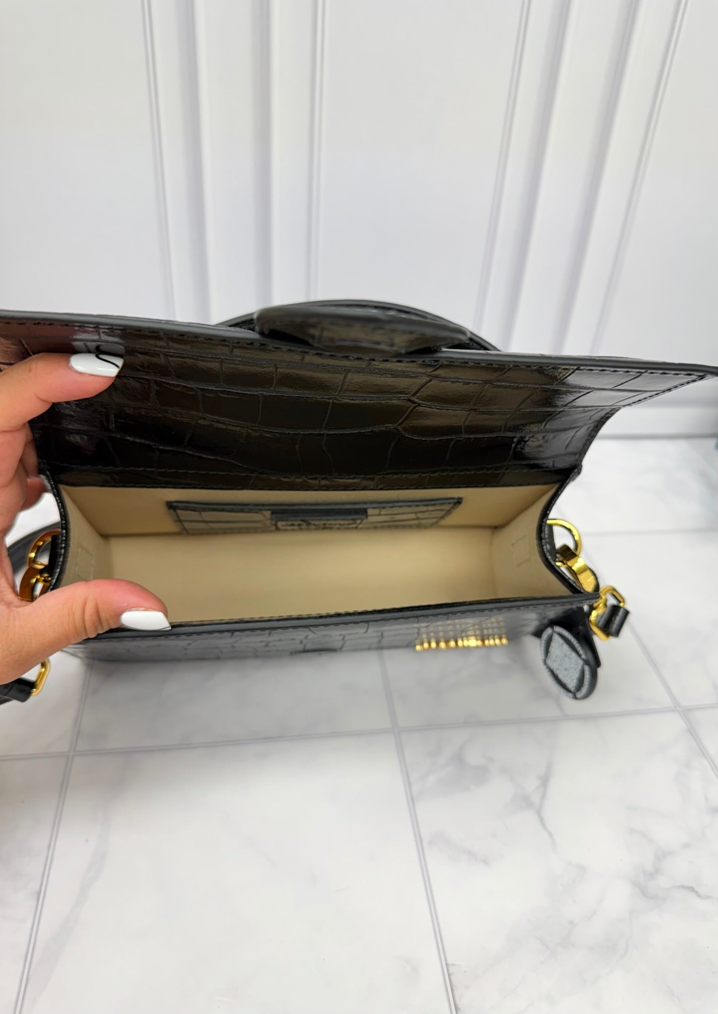 BRAND NEW - Jacquemus Black Croc Embossed Leather Le Grand Bambino Handbag 2Way Handbag
