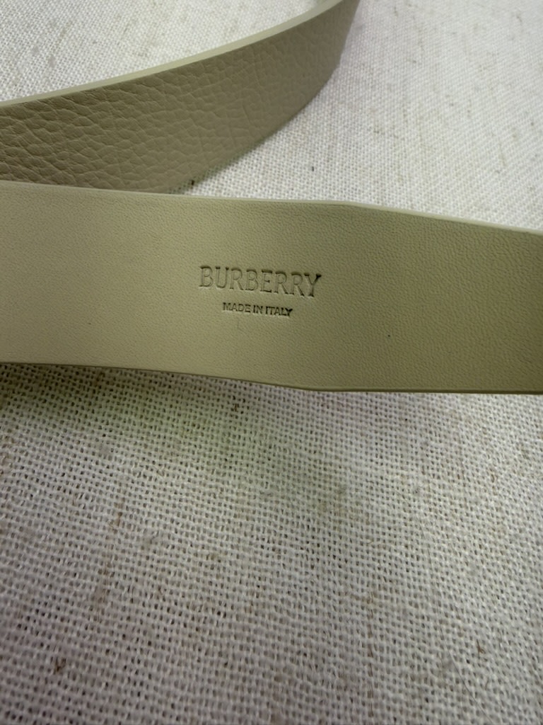 BRAND NEW- Burberry Ivory Pebbled Leather Belt Size 90/36