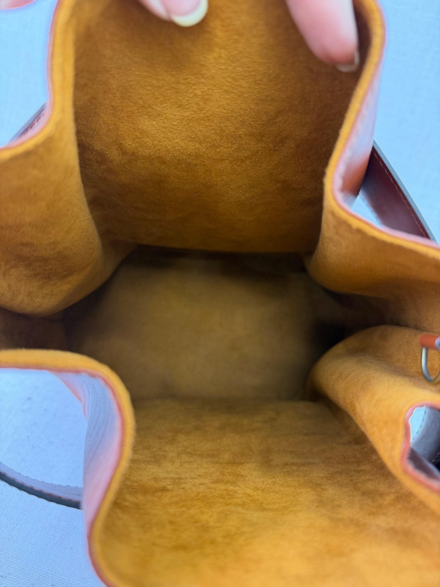 Louis Vuitton Brown Epi Leather Sac d'Epaule GM Bag