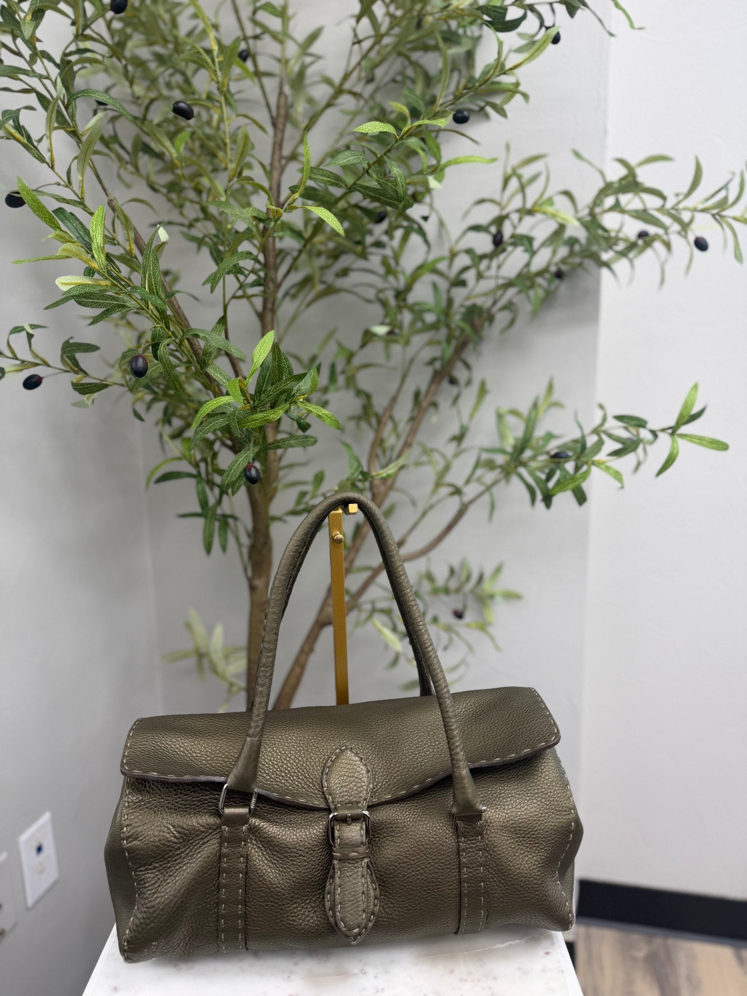 Fendi Green Pebbled Leather Seller Linda Handbag