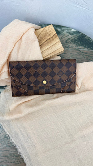 Louis Vuitton Pink Damier Ebene Caissa Wallet