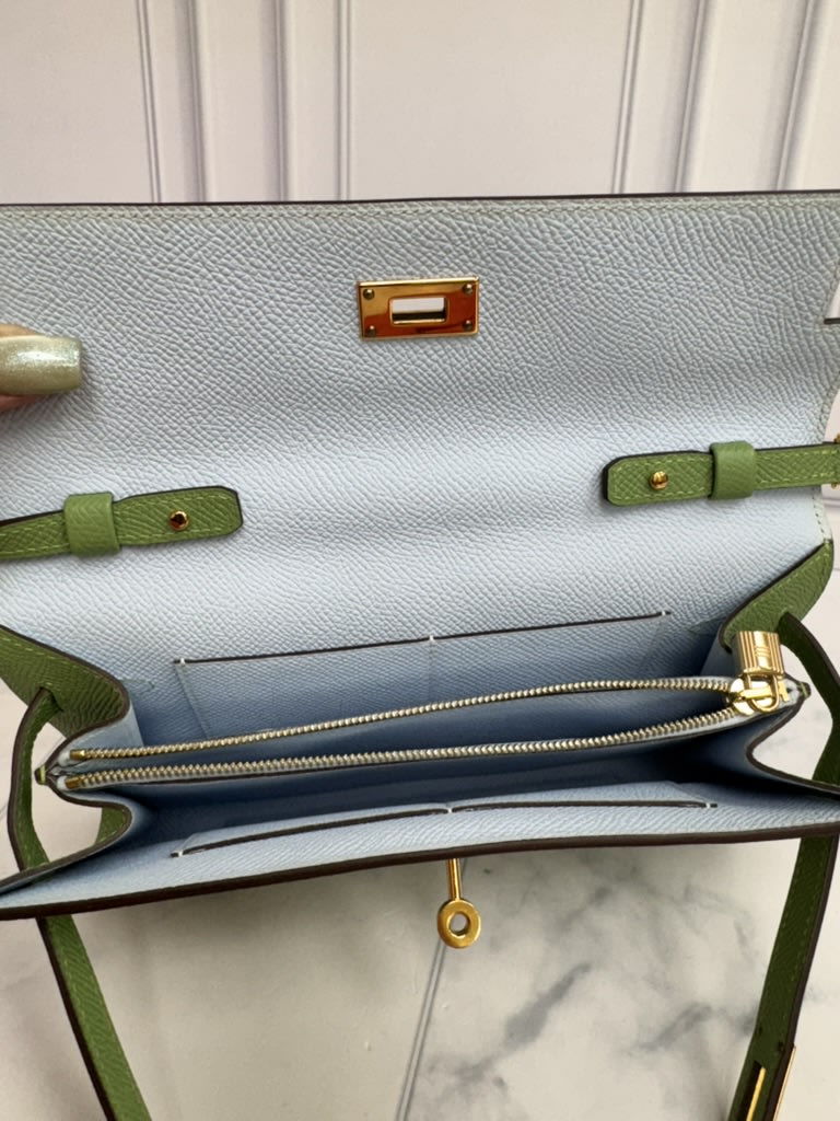 LIKE NEW - Hermes Light Green Epsom Leather Kelly To Go Wallet Crossbody Bag