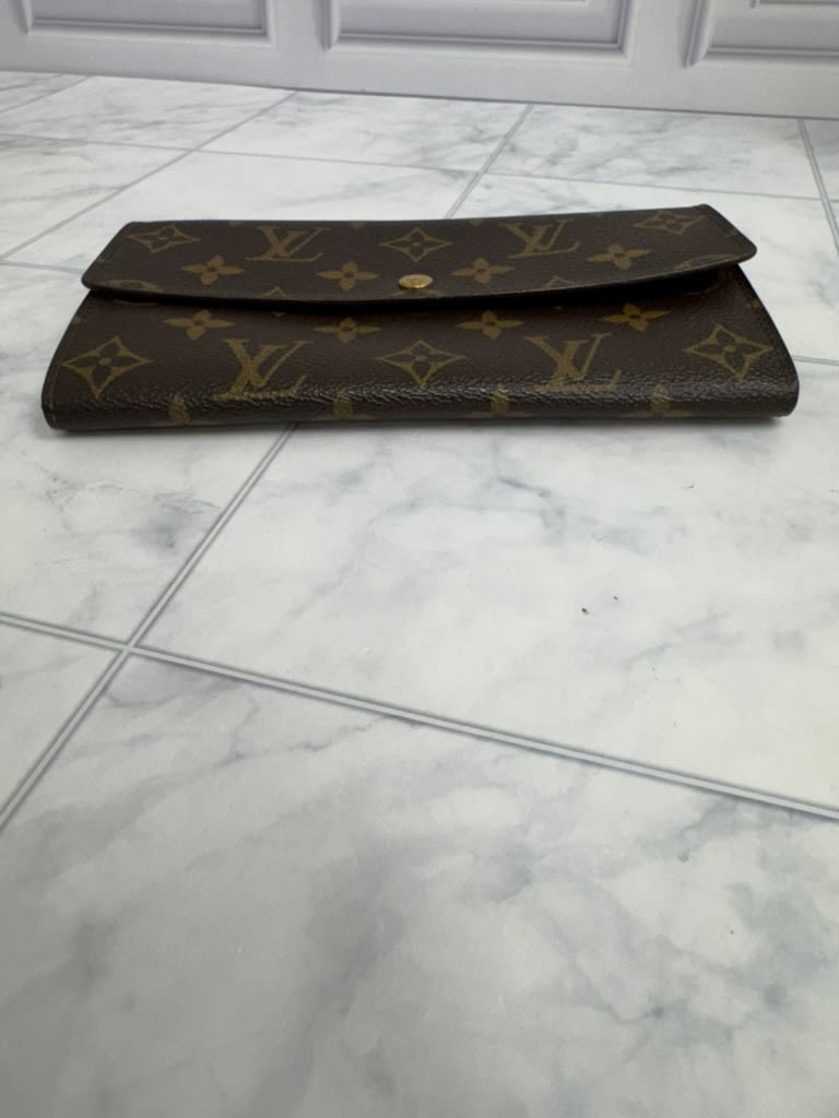 Louis Vuitton Monogram Sarah Long Wallet