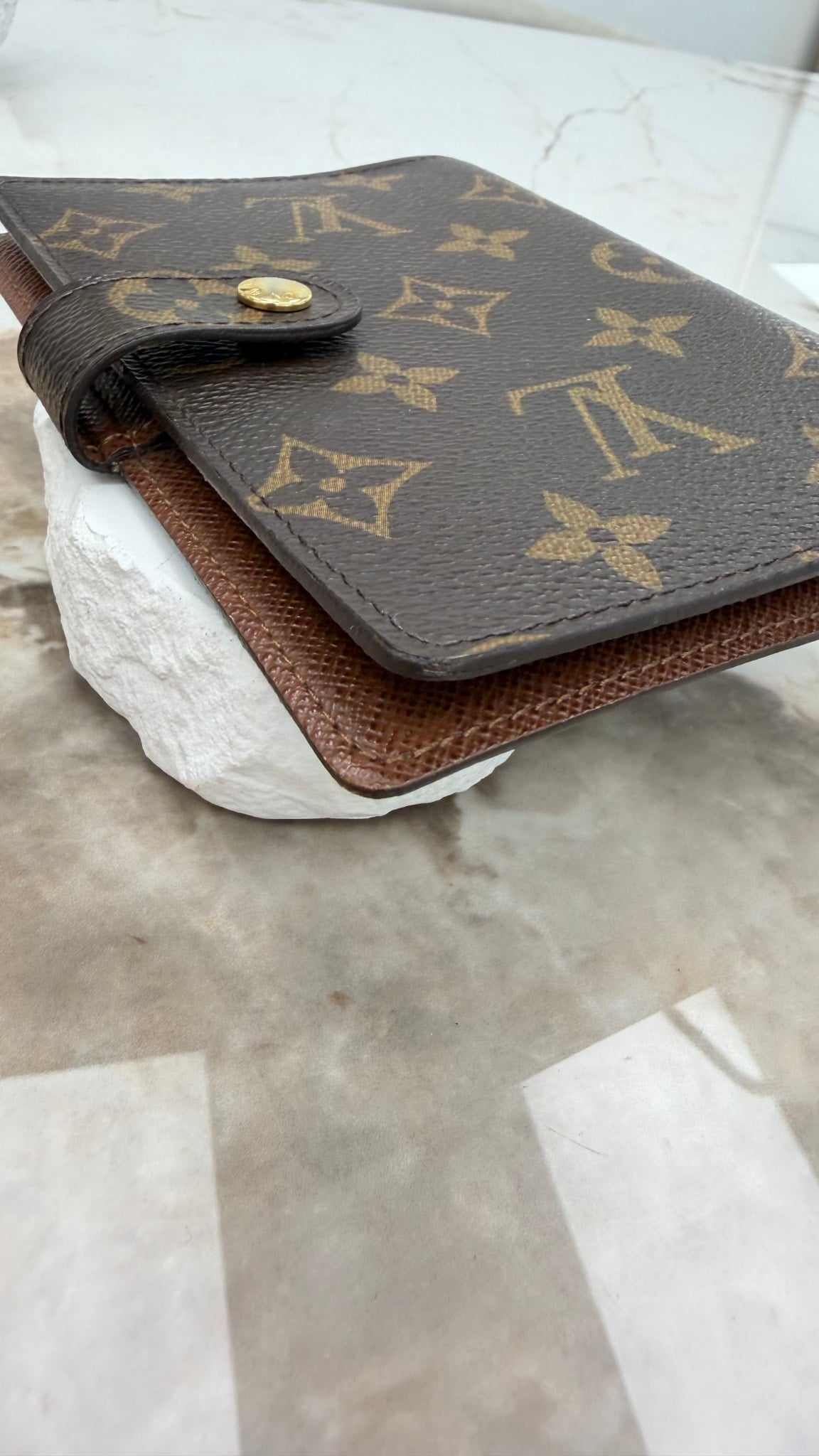 Louis Vuitton Monogram Passport Agenda PM