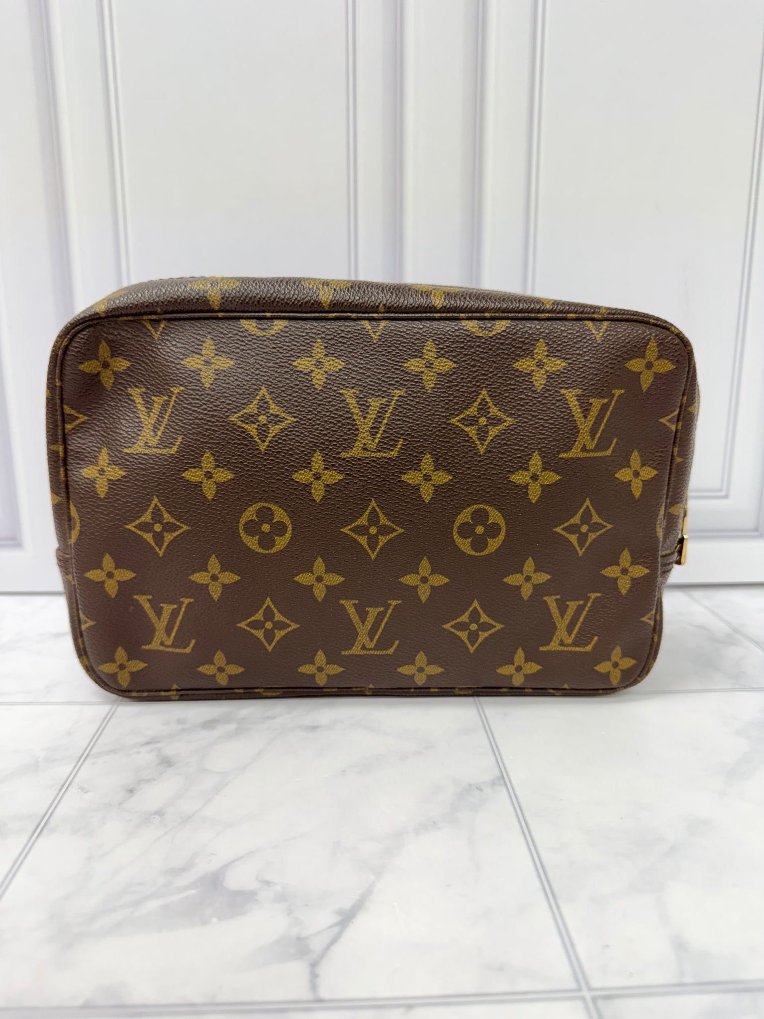 Louis Vuitton Monogram Trousse Toilette 23 Cosmetics Pouch