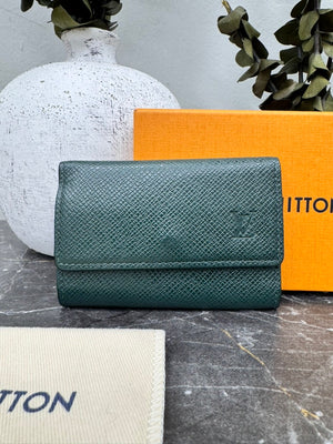Louis Vuitton Green Taiga Leather 6 Ring Key Case