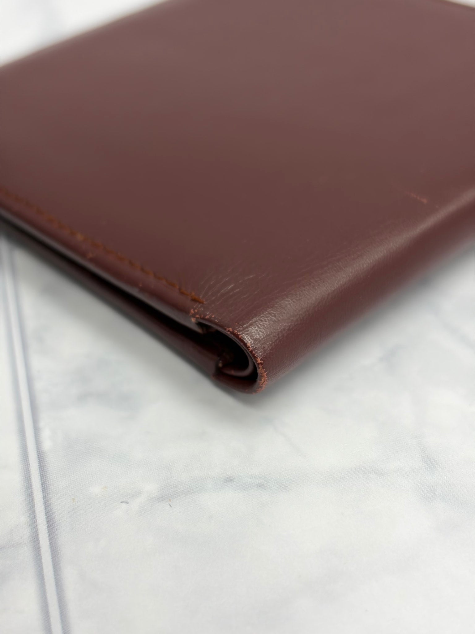 Cartier Must De Cartier Leather Bi Fold Wallet