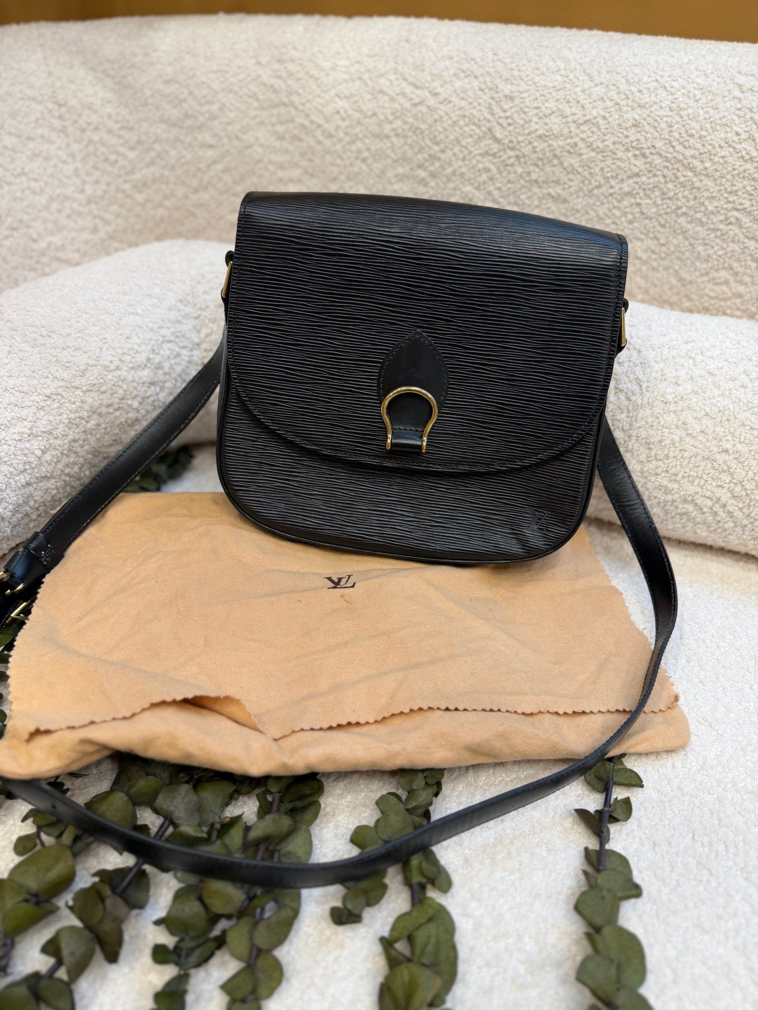 Louis Vuitton Black Epi Saint Cloud GM
