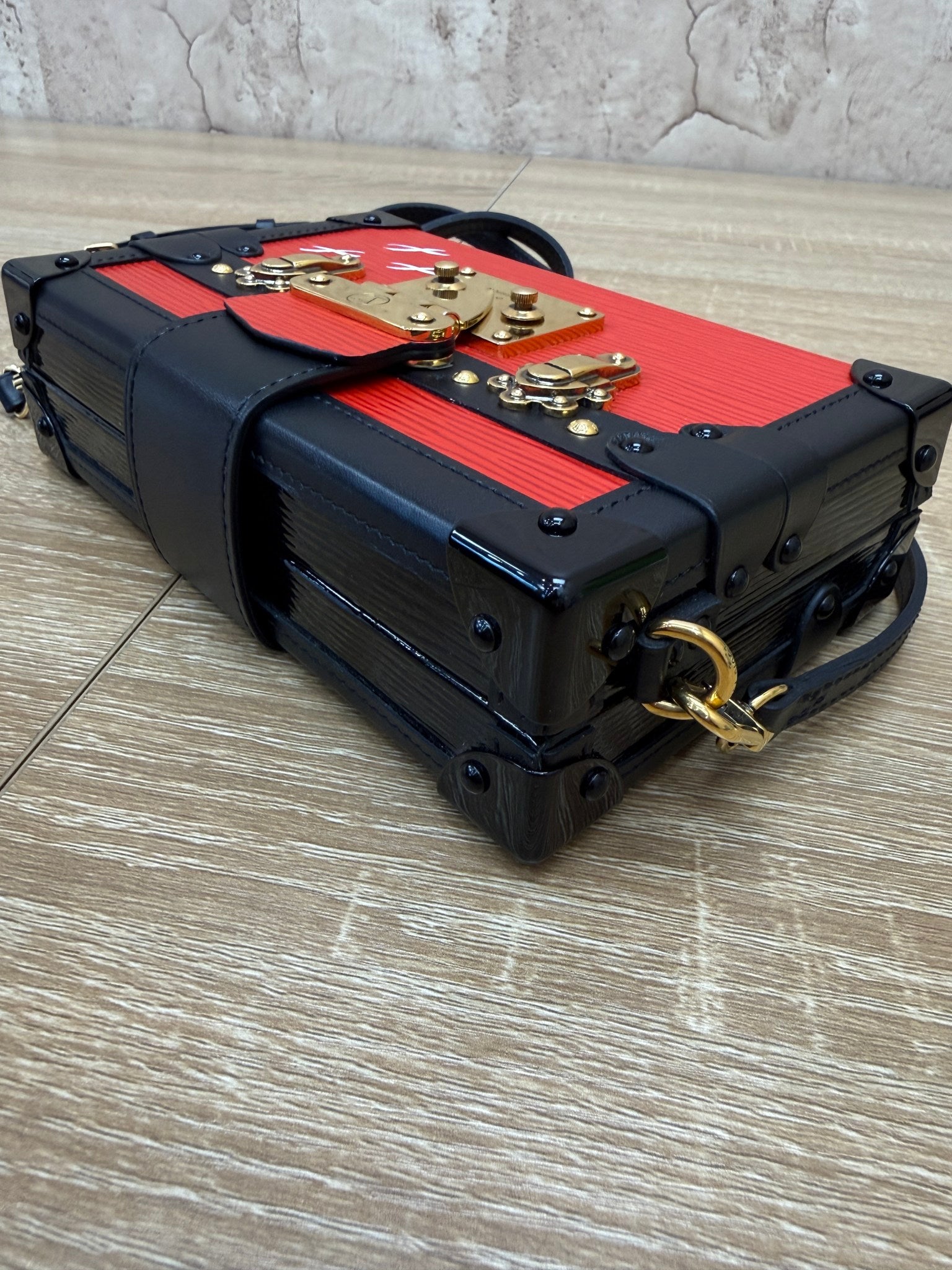 https://res.cloudinary.com/dyql5hig8/image/upload/v1758304127/xnhnpjoba7ti2rciexy9.jpg